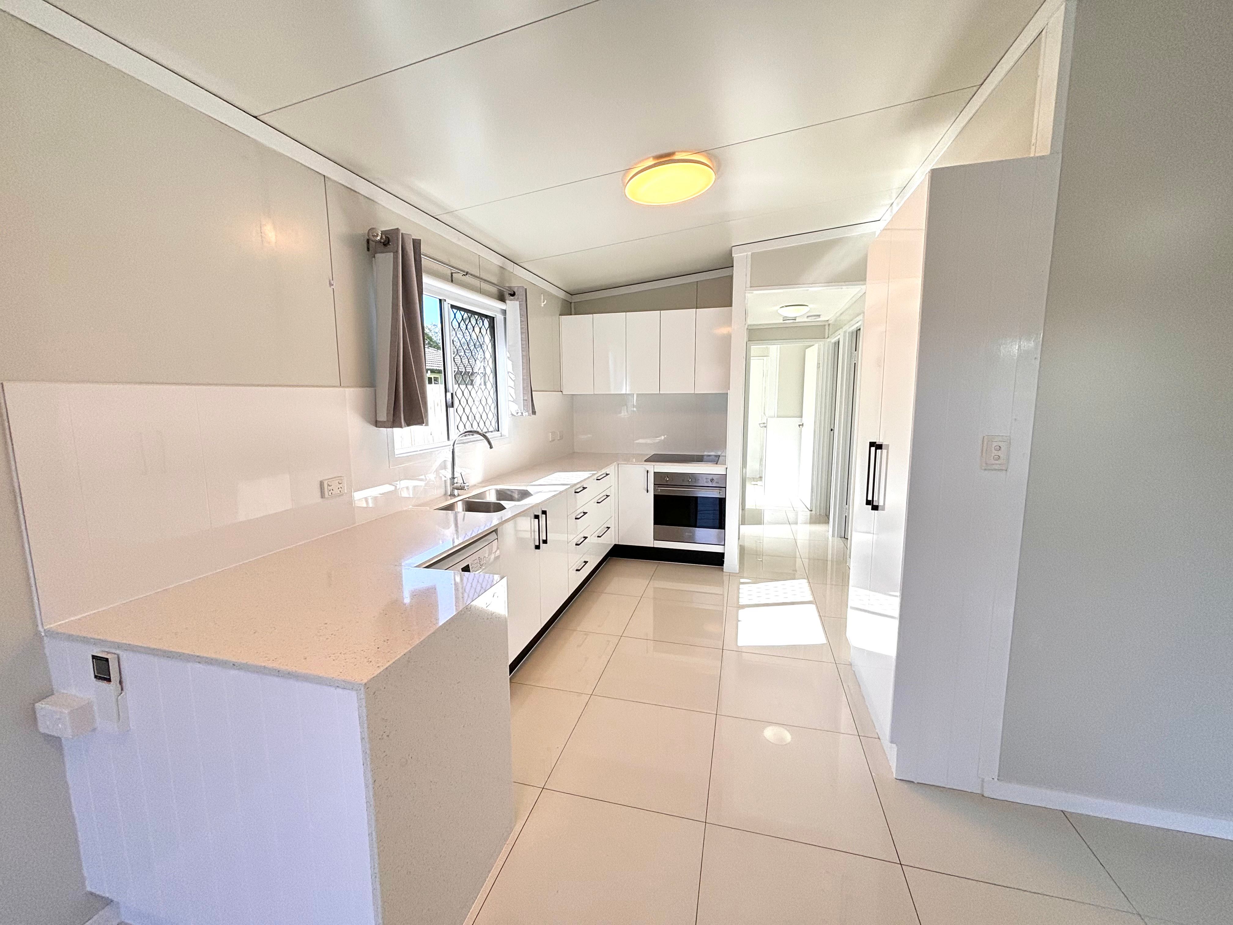 2B BELLIS Street, Daisy Hill, QLD 4127