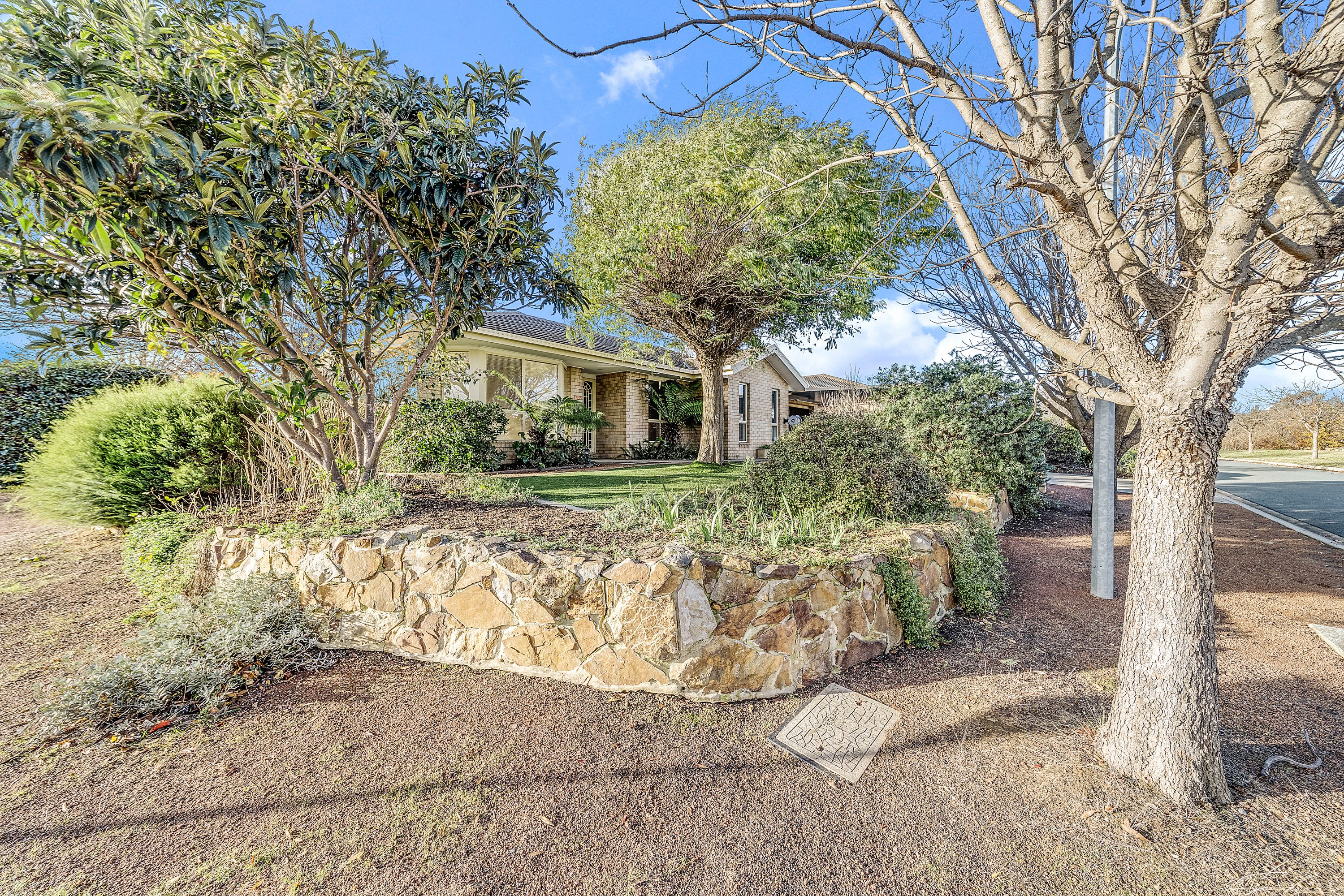 25 Shoobridge Circuit, Dunlop, ACT 2615