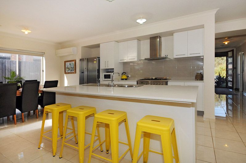 13 Paradise Way, Skye, VIC 3977