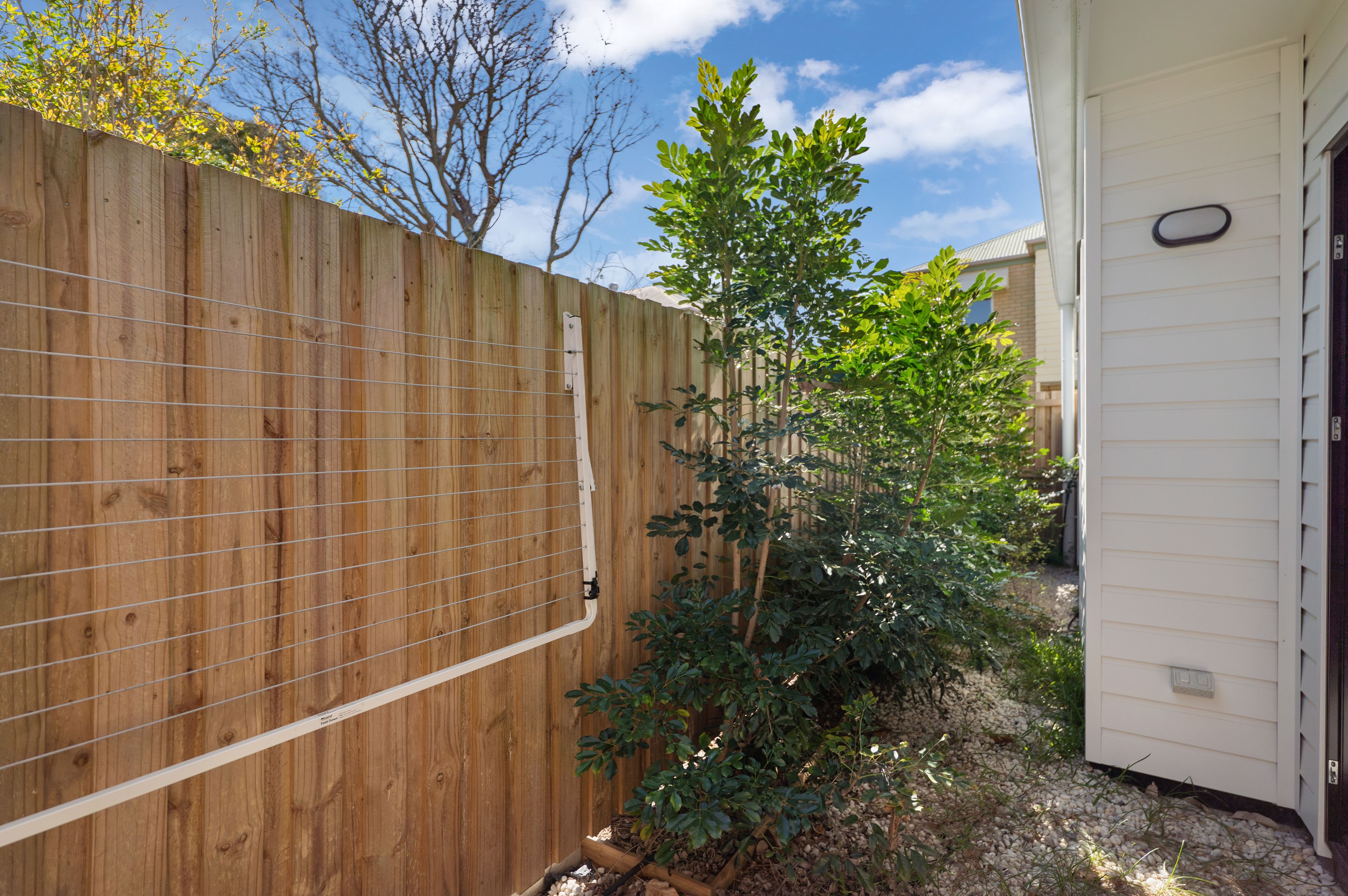 6/26 Annie Street — photo 15 of 28