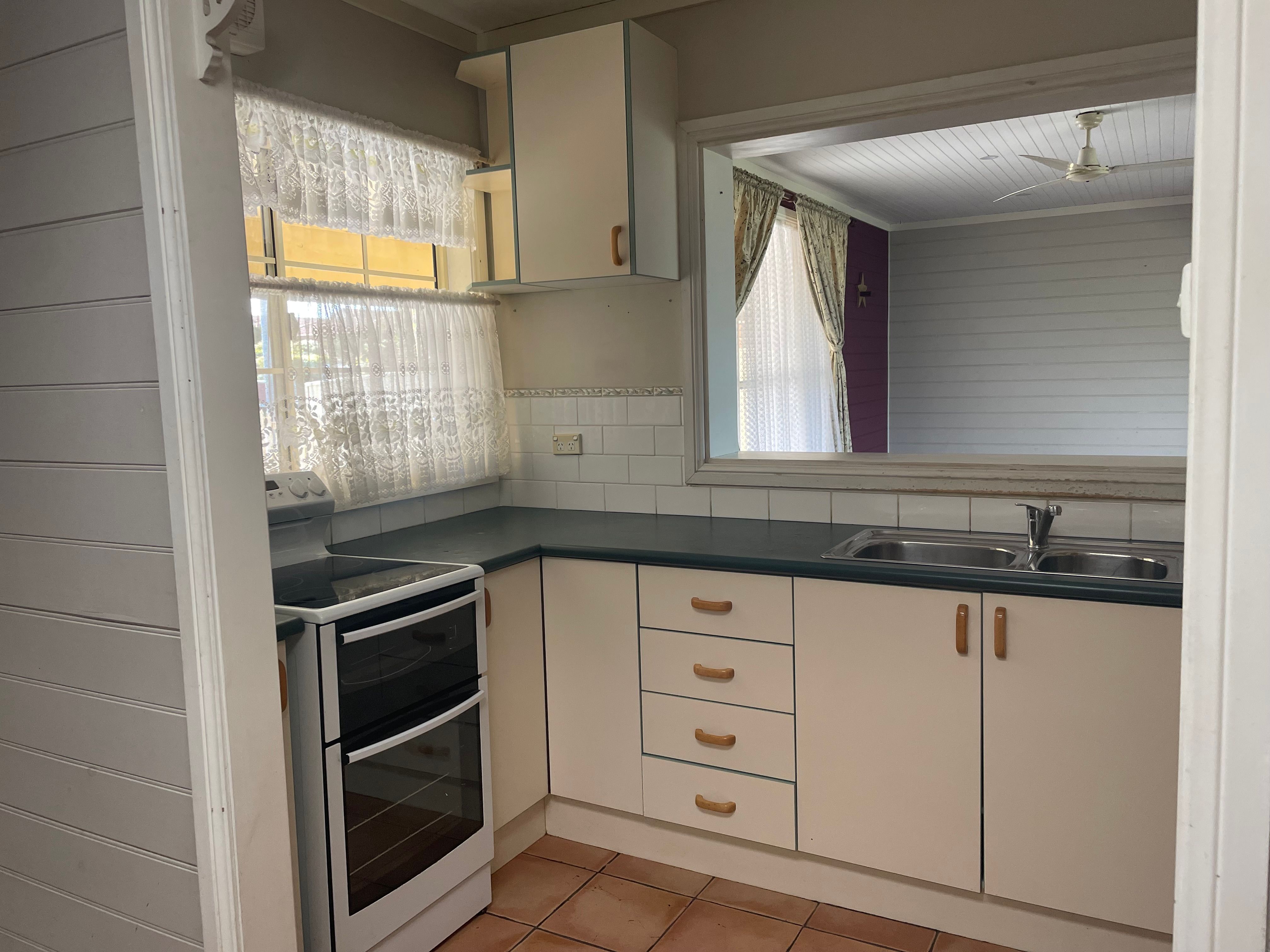 147 Parkes Street, Helensburgh, NSW 2508