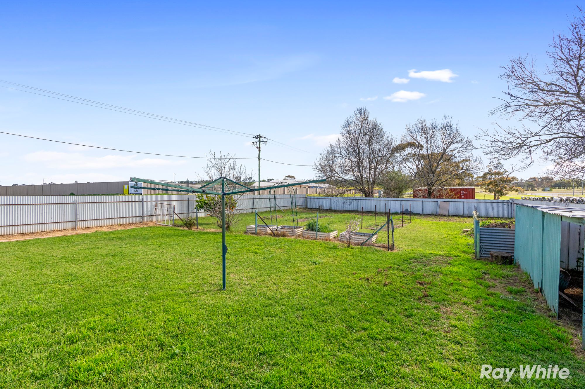 44 Park Lane — photo 14 of 15