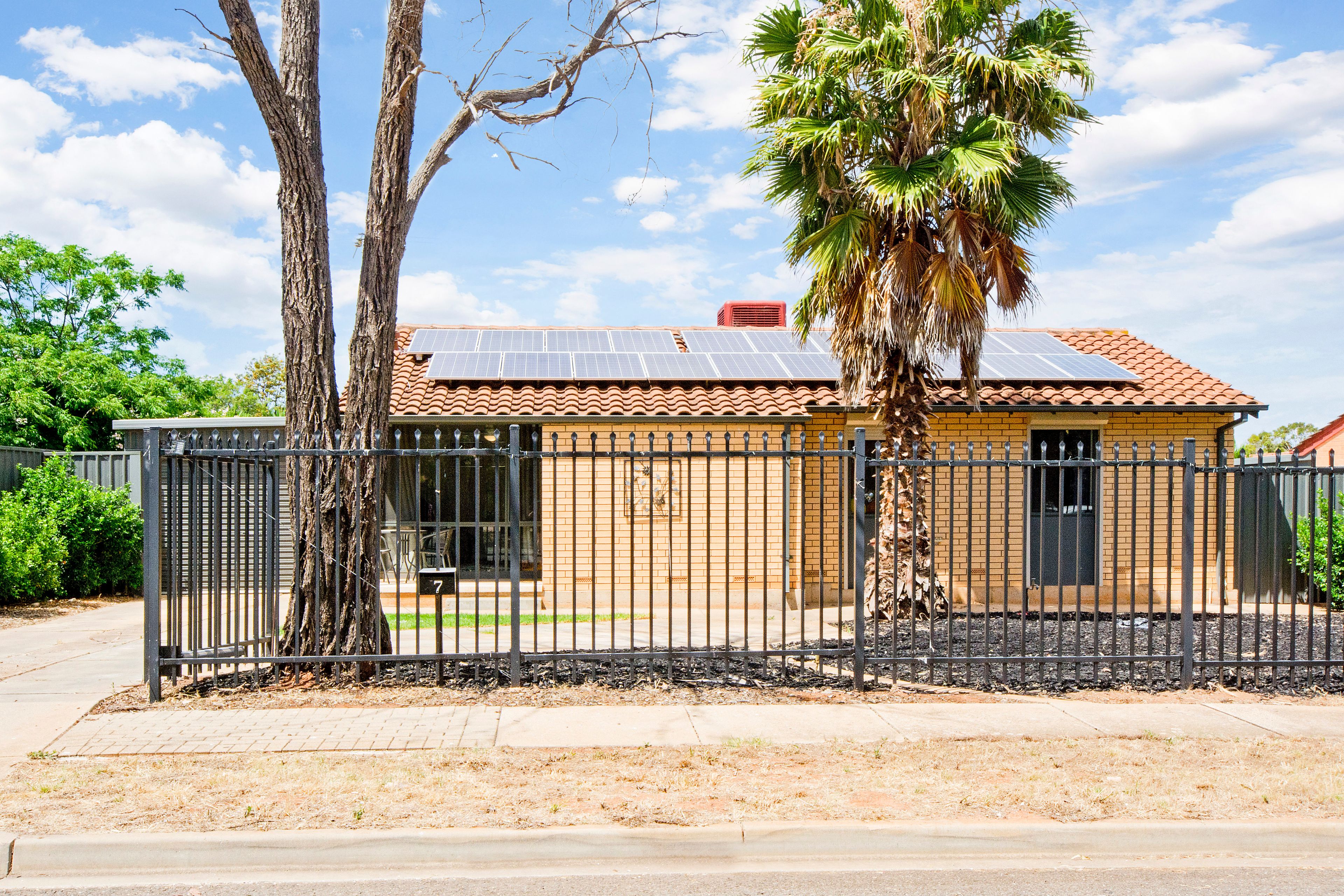 7 Illalong Crescent, Munno Para, SA 5115