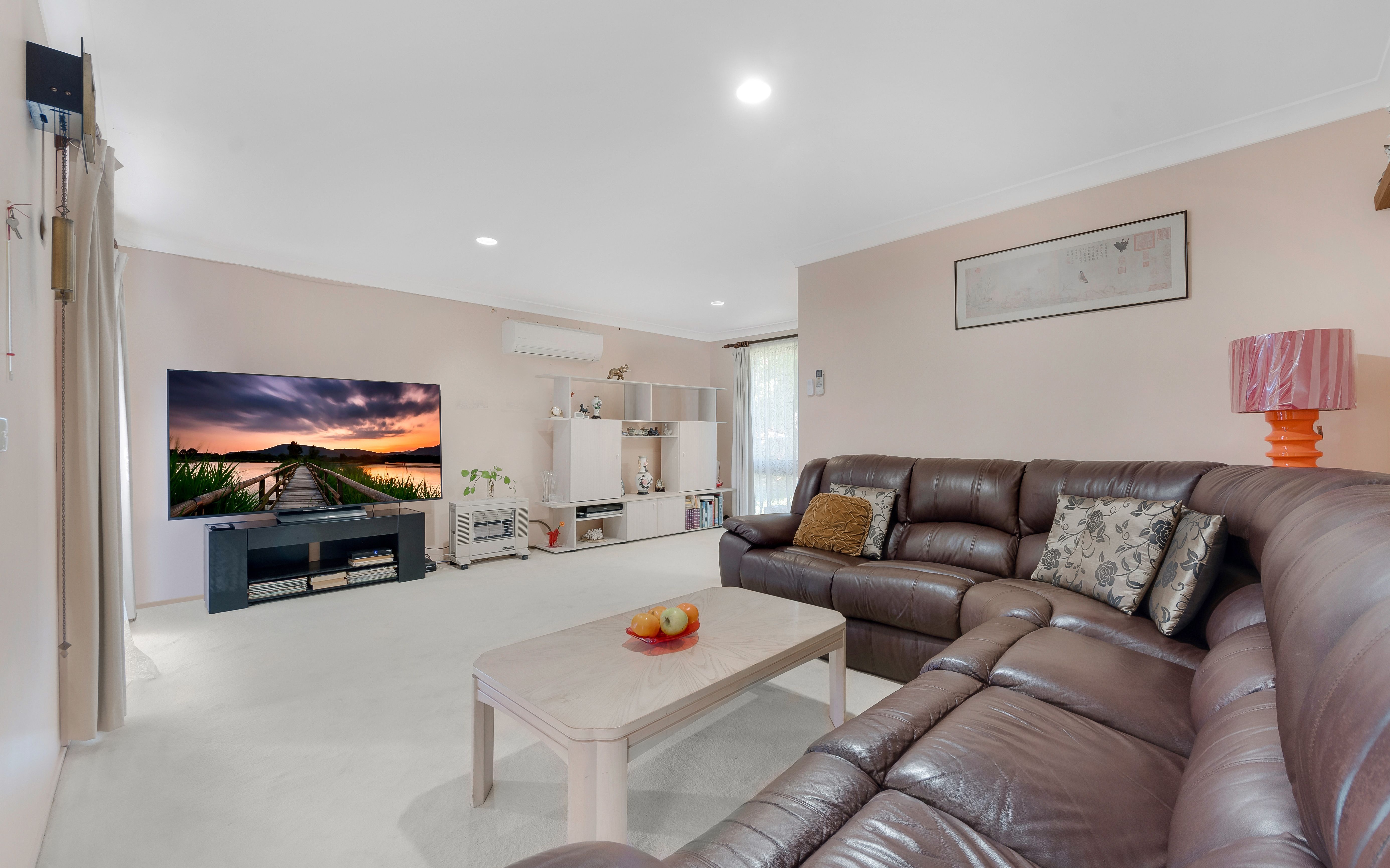 17 Groundsel Avenue, Macquarie Fields, NSW 2564