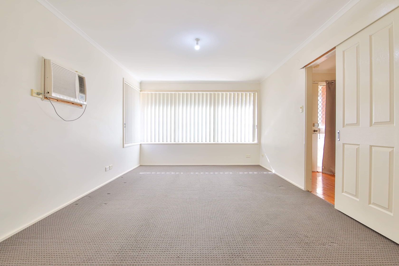 17 Impala Avenue — photo 4 of 9