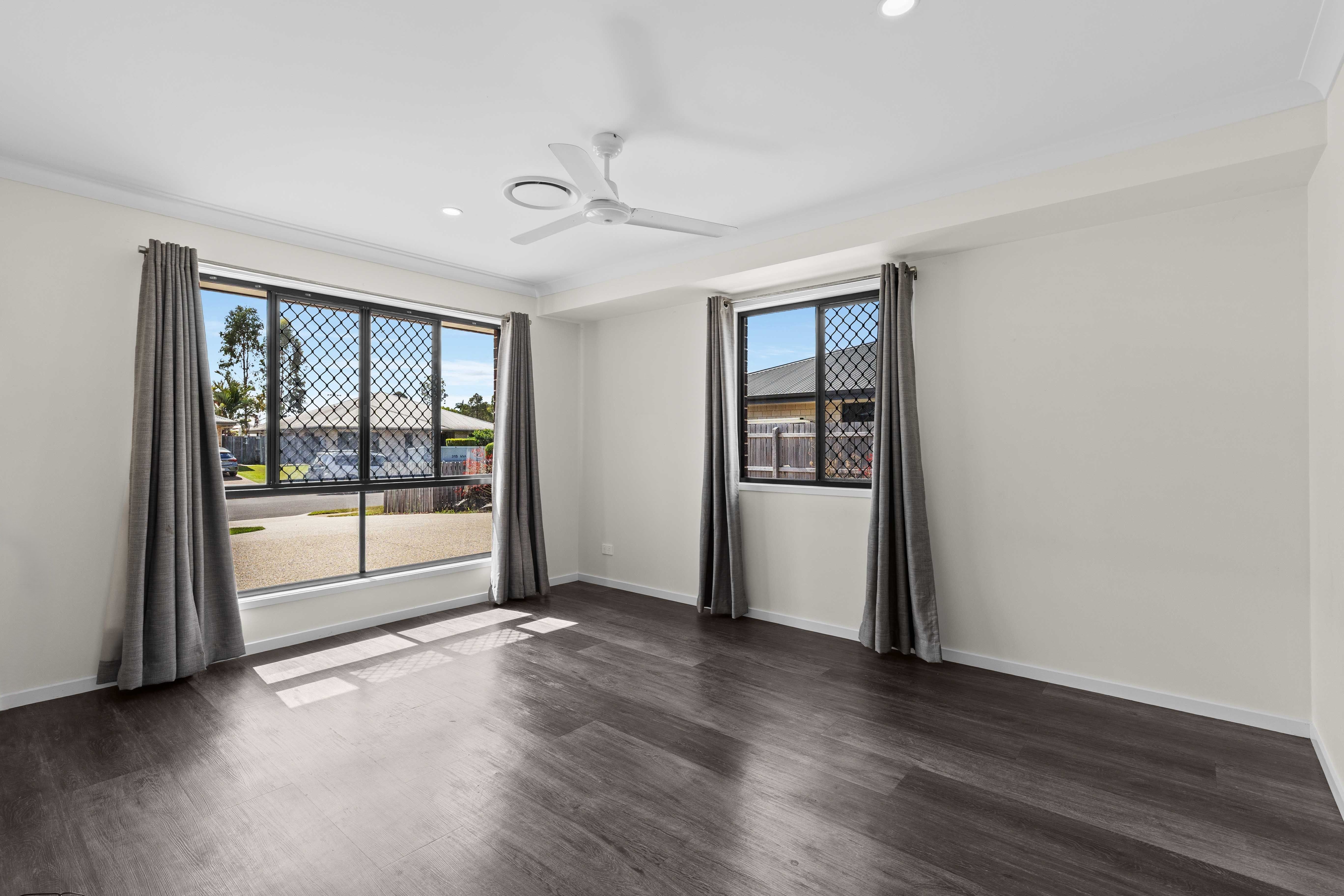 62 Cheyne Circuit — photo 13 of 22