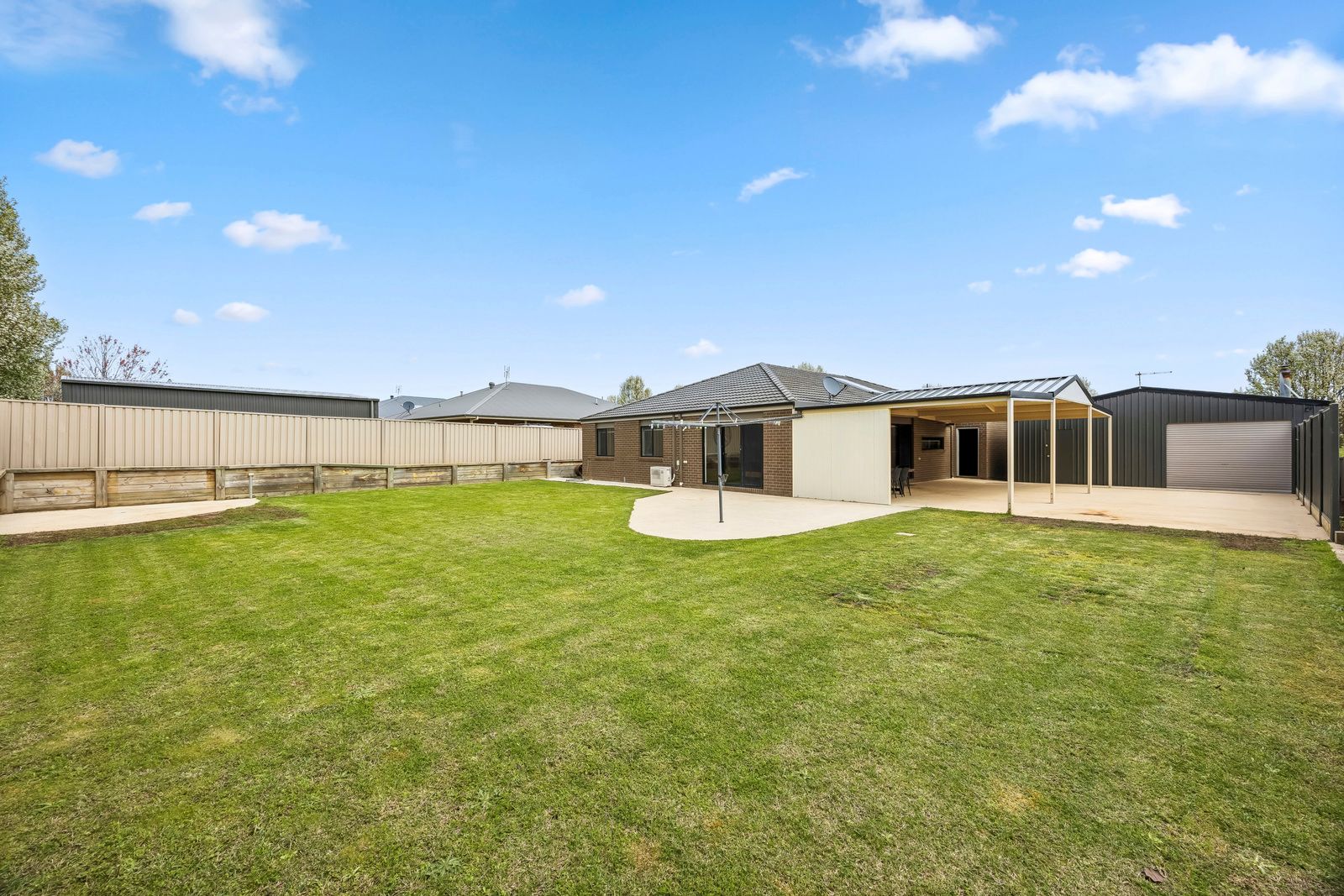 17 Fulford Crescent — photo 16 of 18