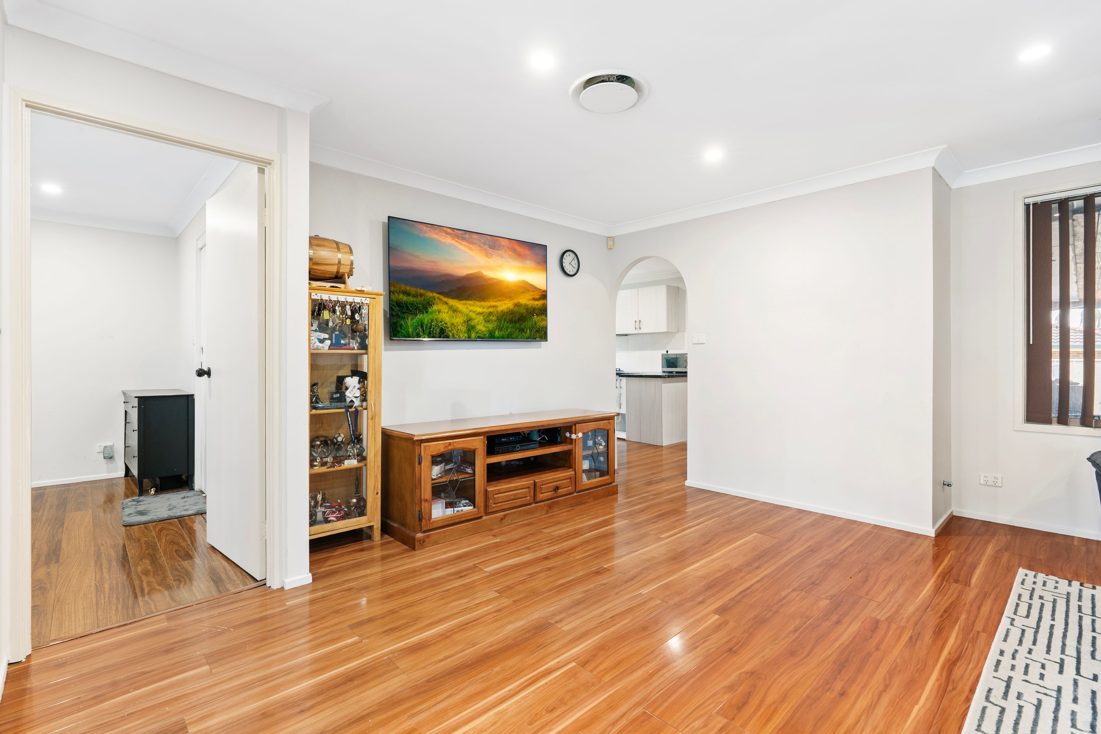 6 Strouthion Court, Green Valley, NSW 2168