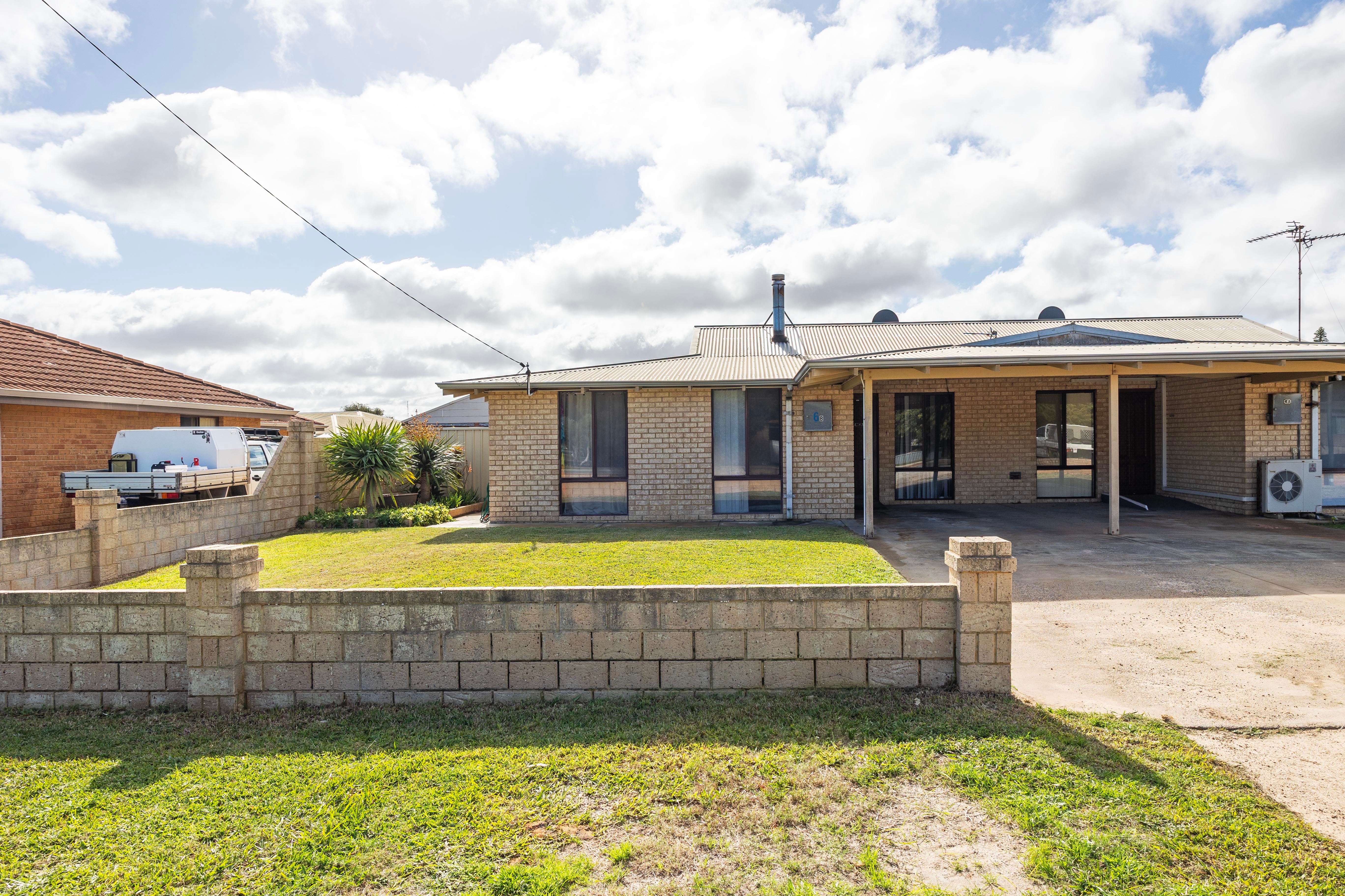 6B Hasting Street, Jurien Bay, WA 6516