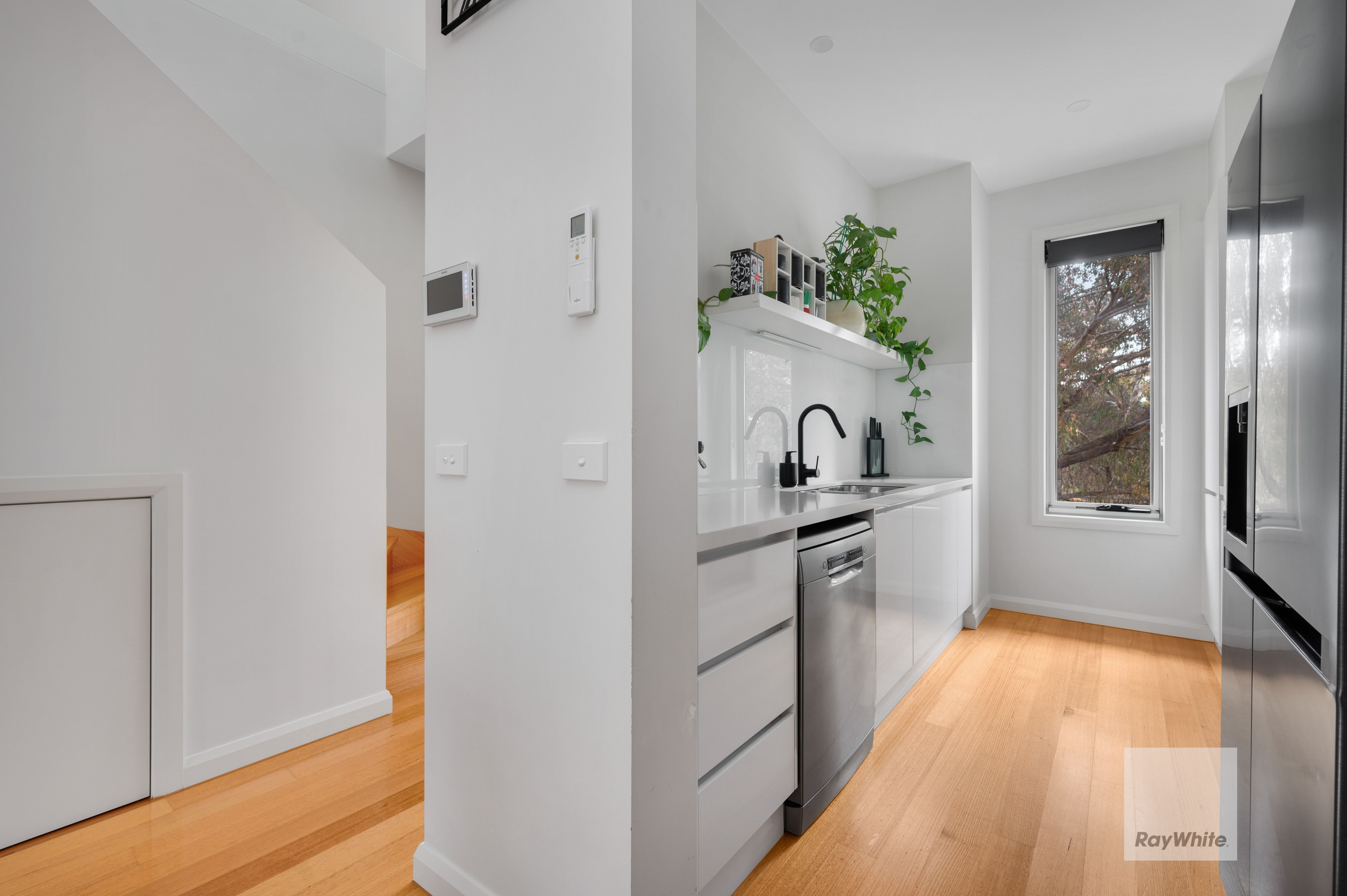 4/16 Riddell Street — photo 5 of 22