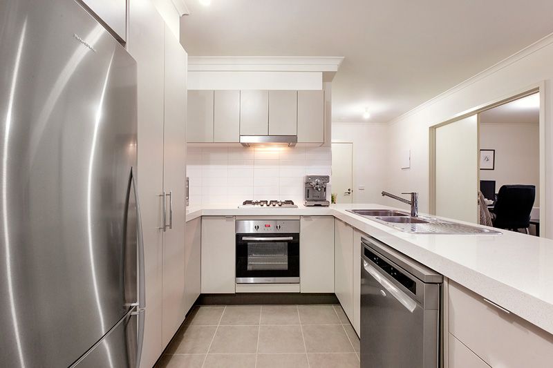 4/24-26 Burton Avenue, Clayton, VIC 3168