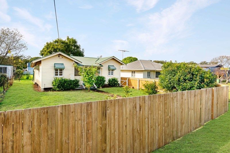 1203 Anzac Avenue, Kallangur, QLD 4503
