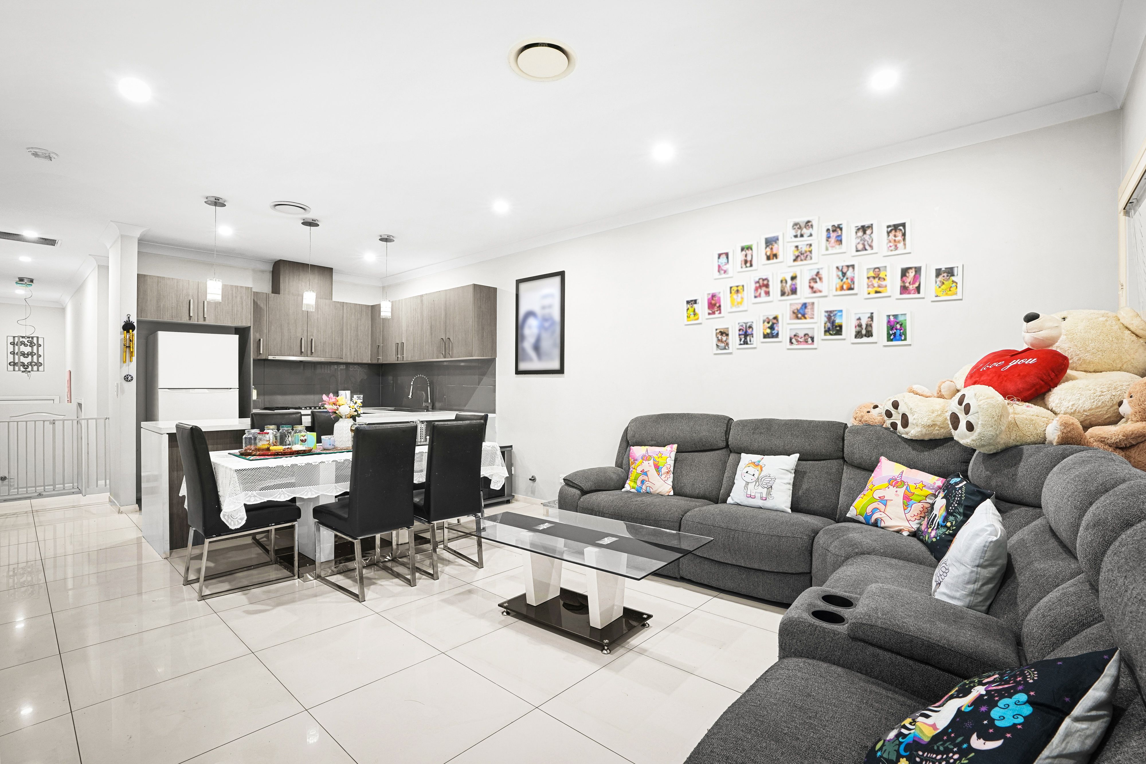 2 Evans Road, Rooty Hill NSW 2766