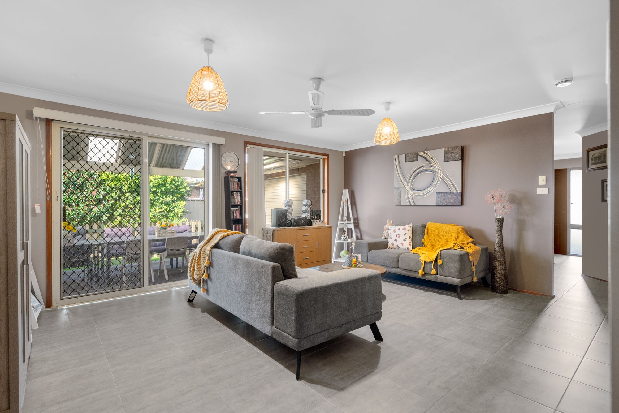 38 Pyramus Circuit, Rosemeadow, NSW 2560