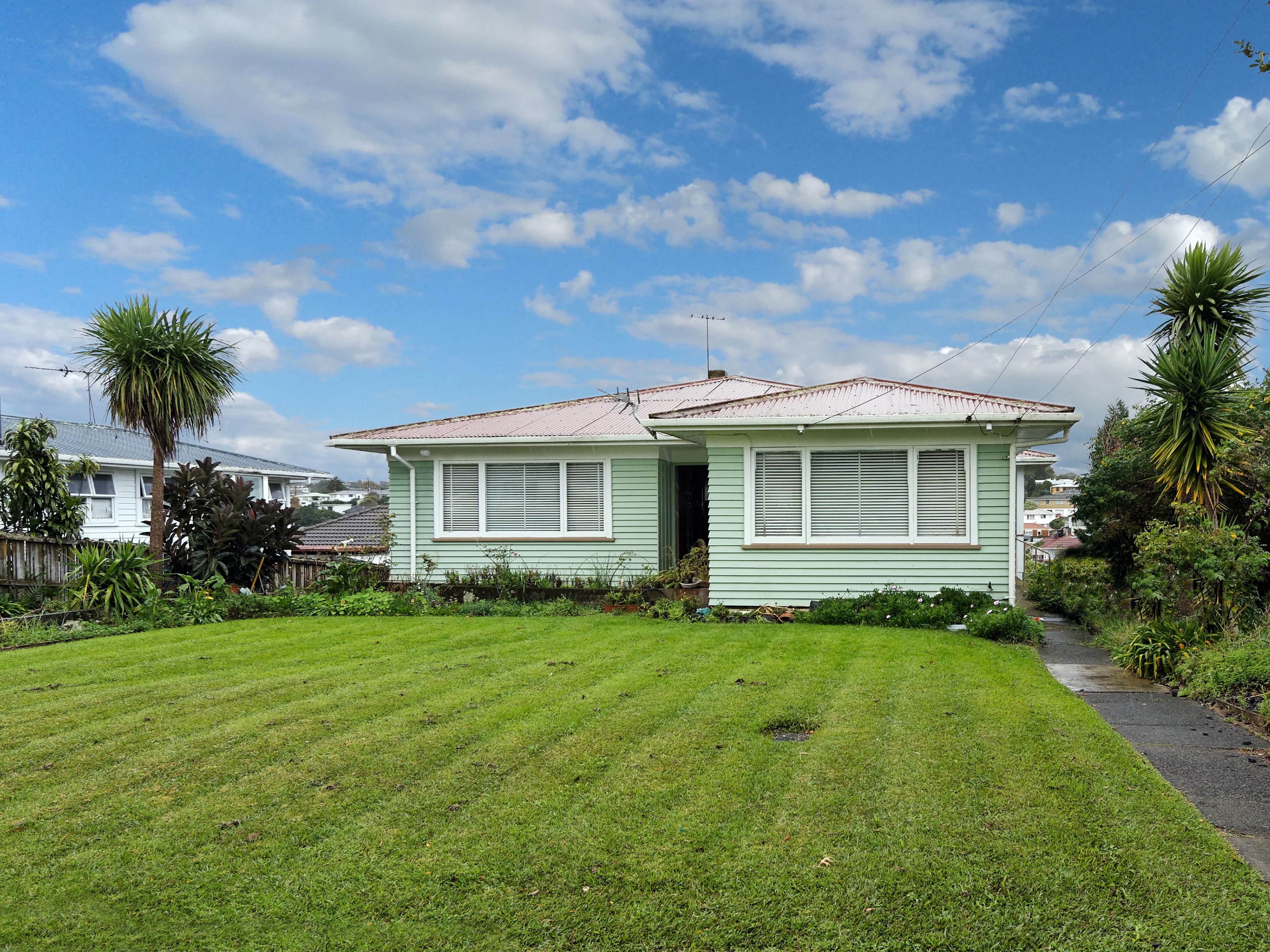 27 Marshall Laing Avenue, Mount Roskill, Auckland City