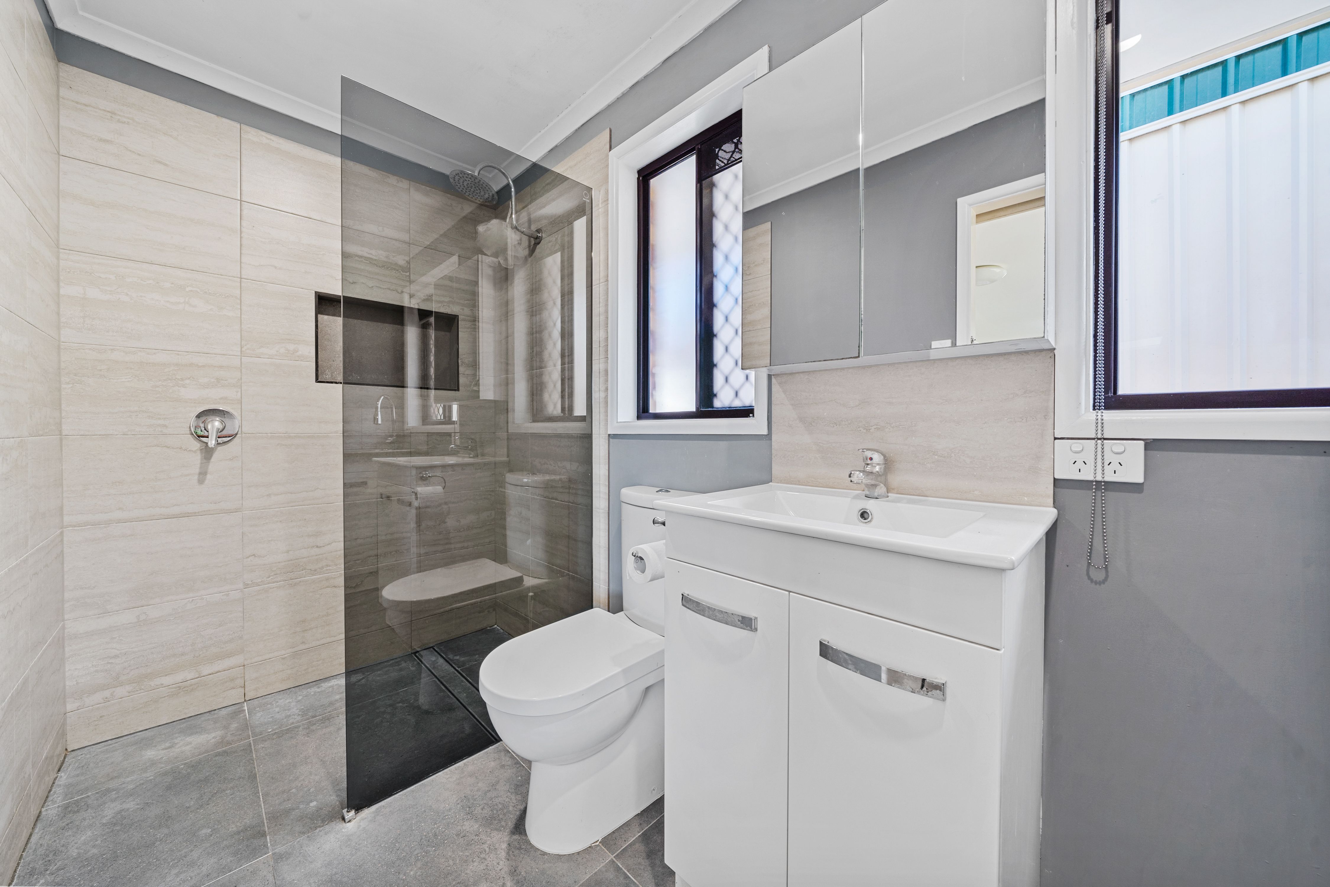 1 Clover Court — photo 3 of 20