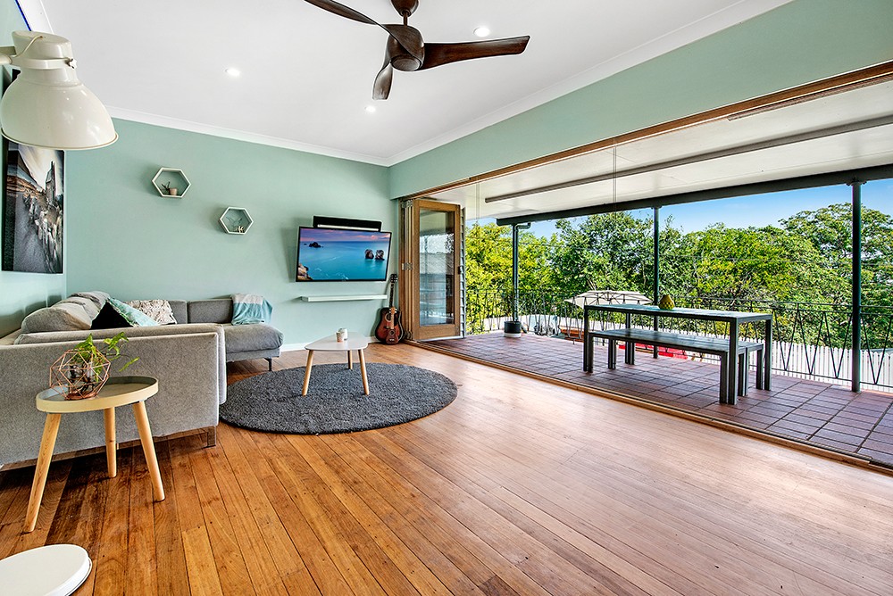 91 Tranters Avenue, Camp Hill, QLD 4152