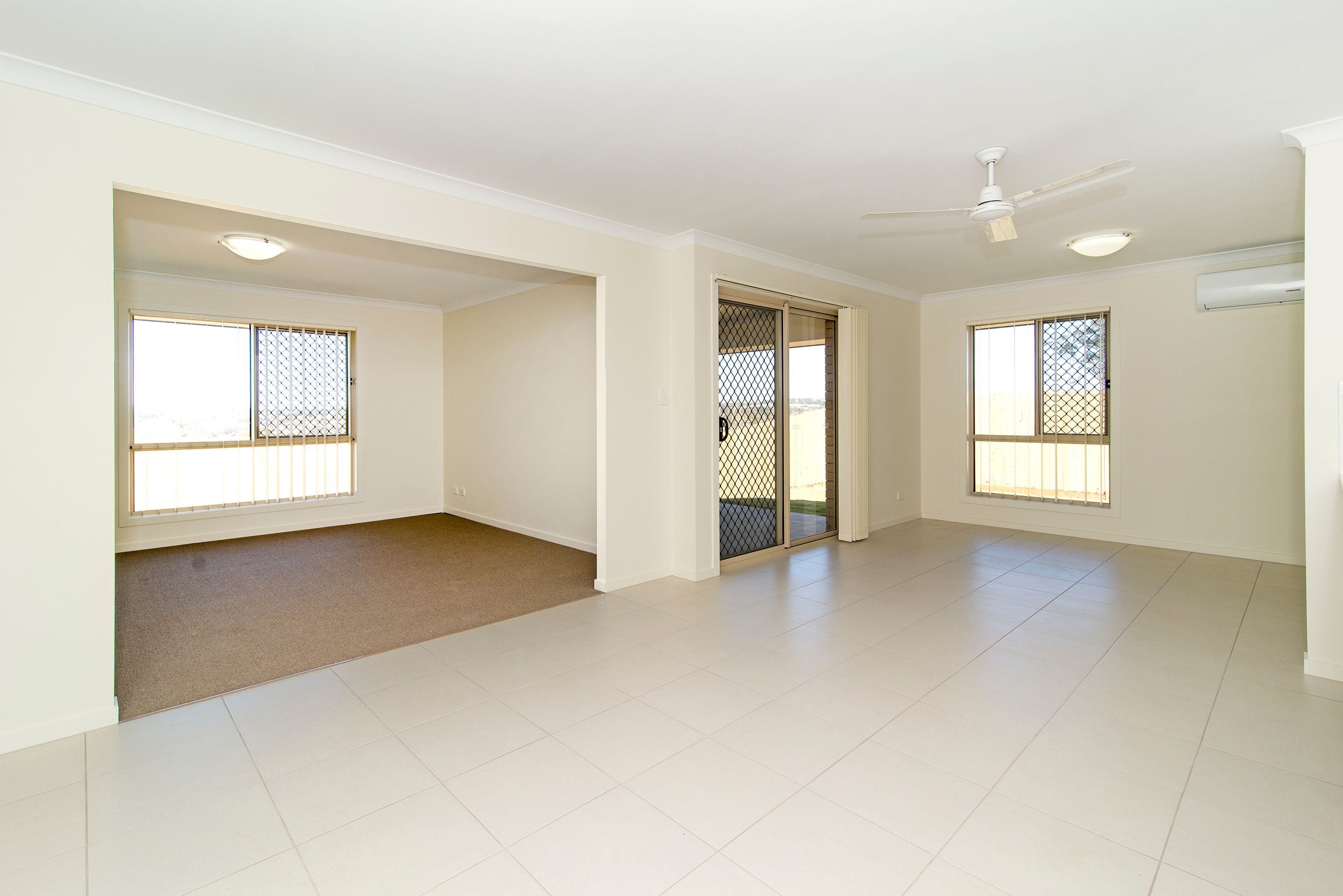2 Westview Drive, Mount Kynoch, QLD 4350