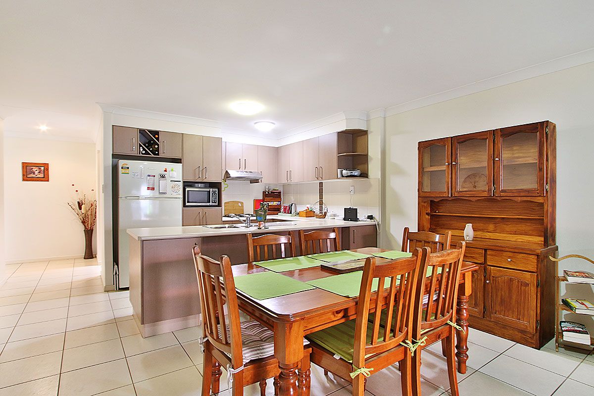 37 Ronayne Circle, One Mile QLD 4305