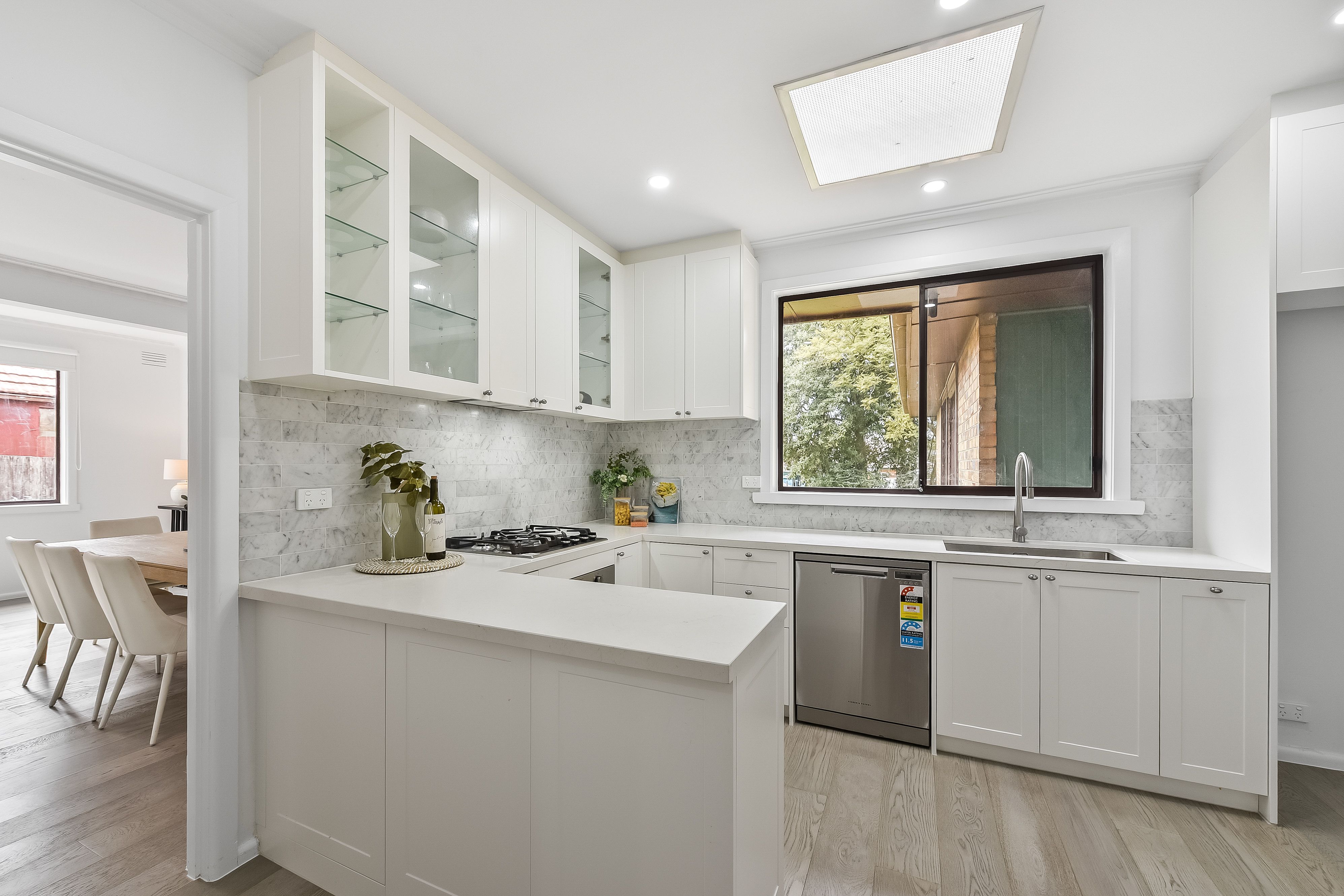 12 Damon Road — photo 4 of 15