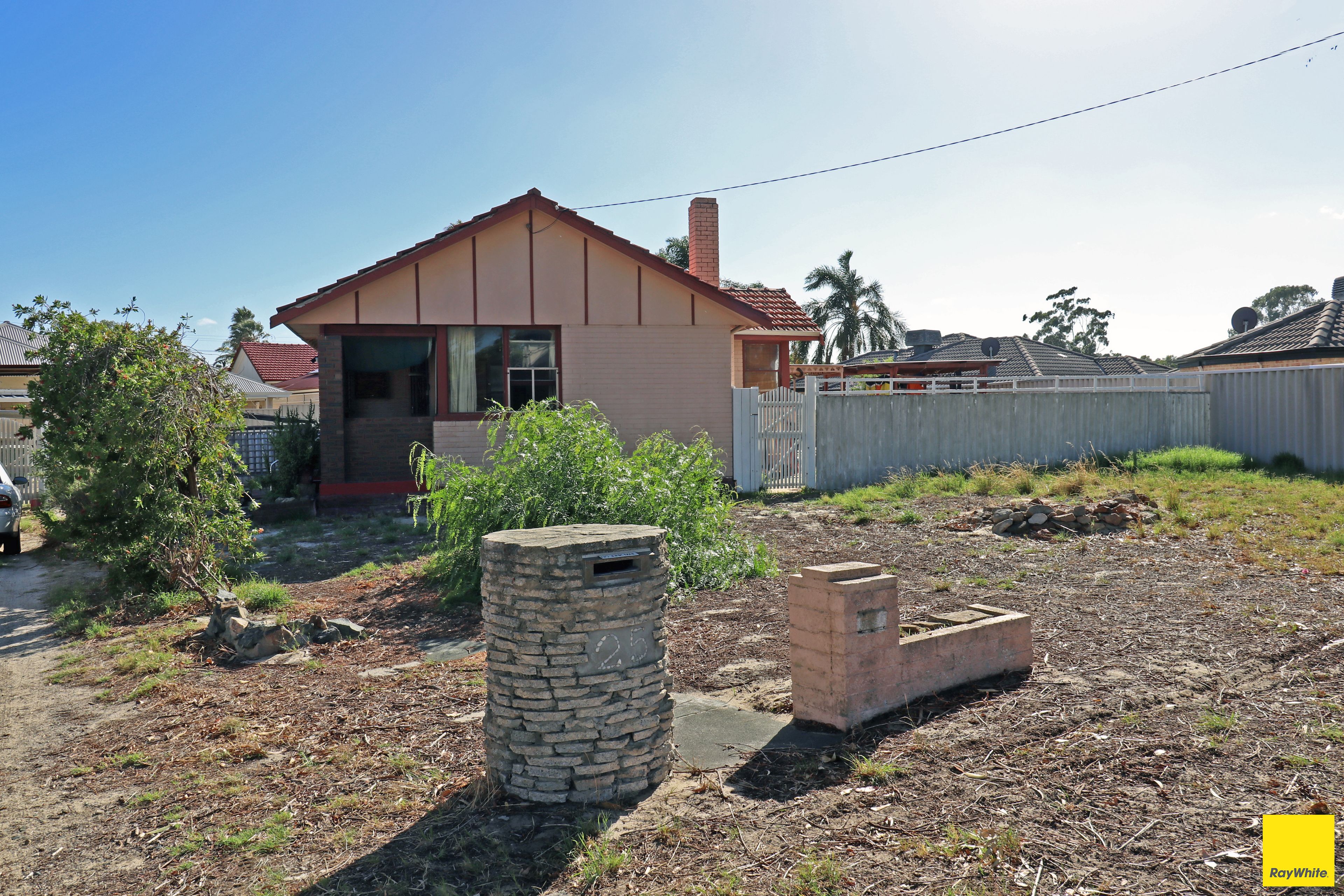 25 Parsons Street, Embleton, WA 6062