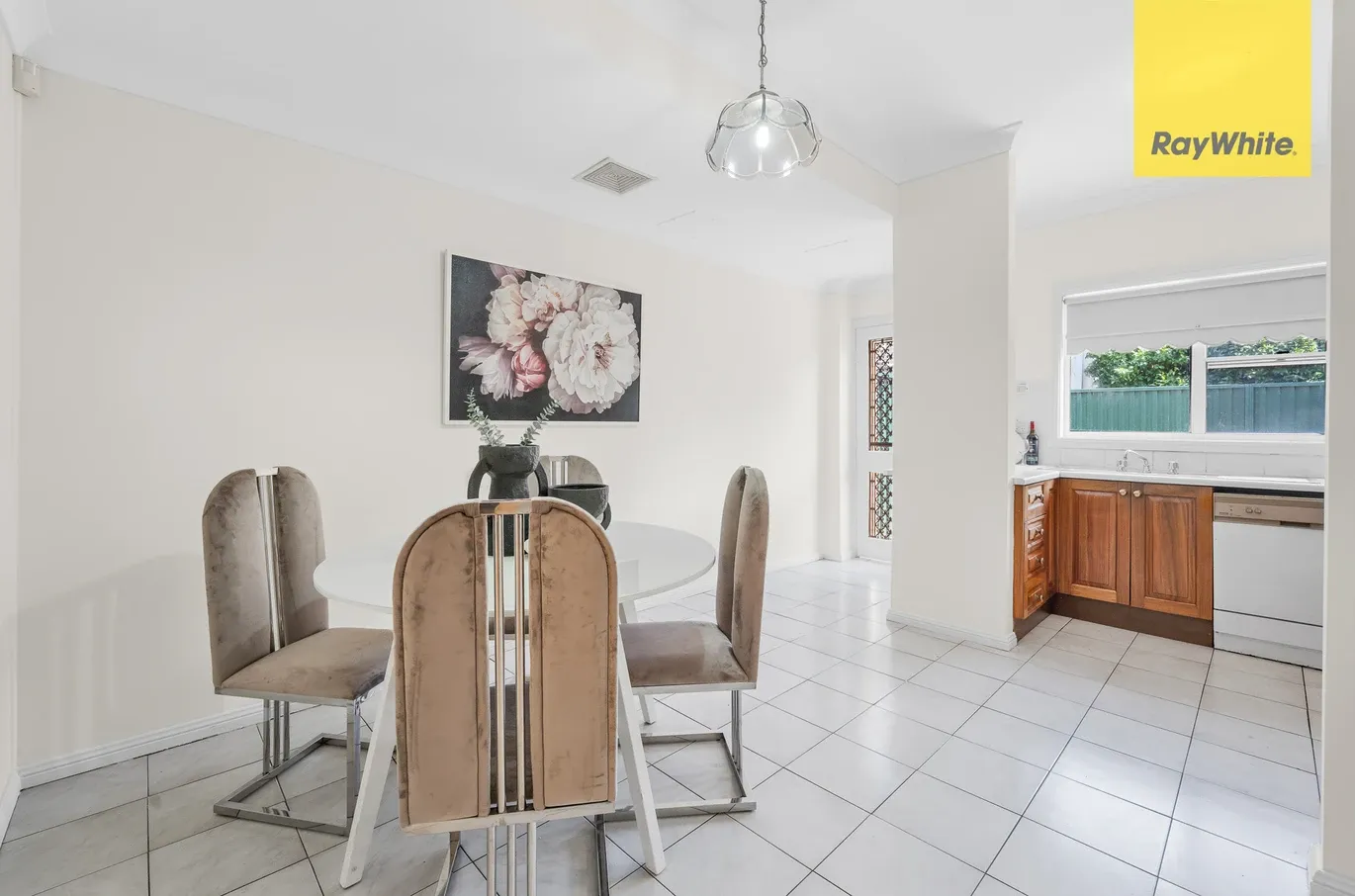 3/44-50 Thomas Street — photo 4 of 11