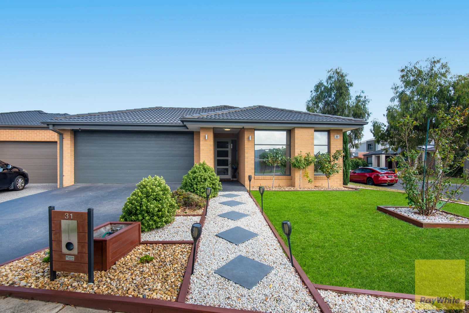 31 Bolivar Esplanade, Truganina, VIC 3029