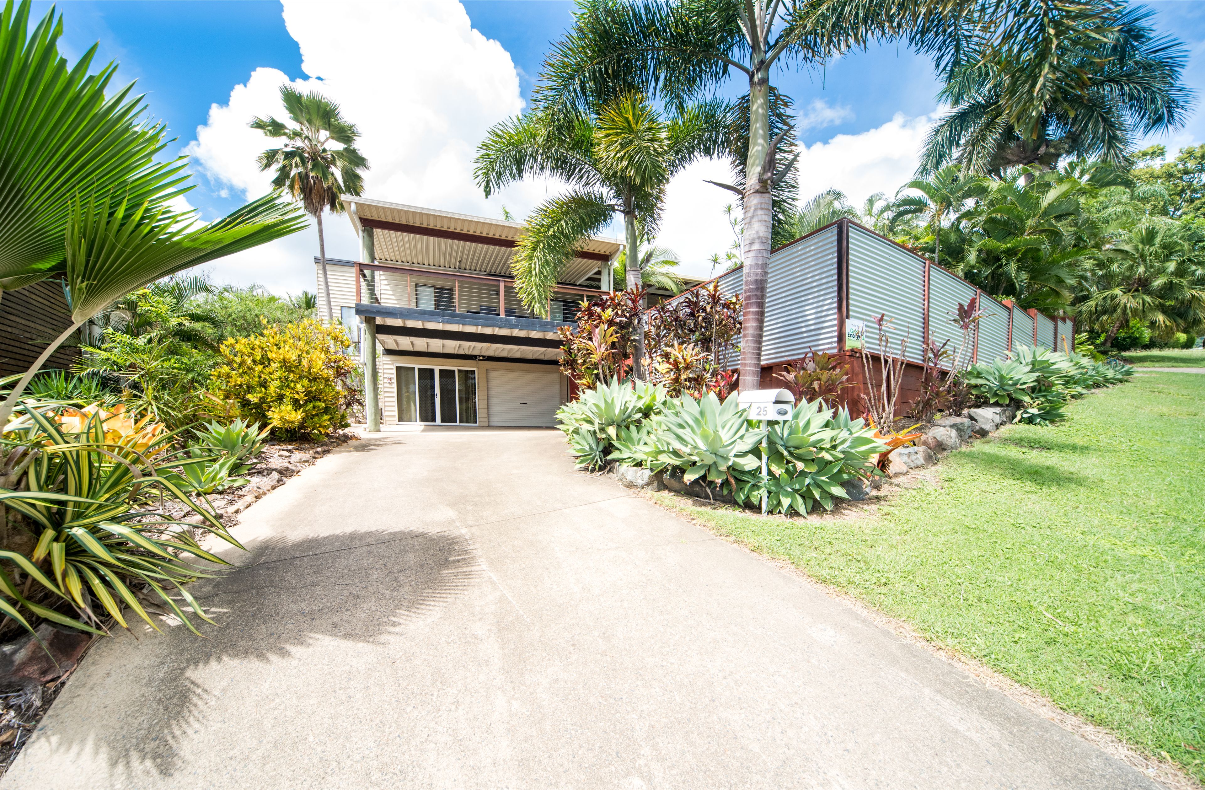 25 Wildlife Road, Jubilee Pocket QLD 4802