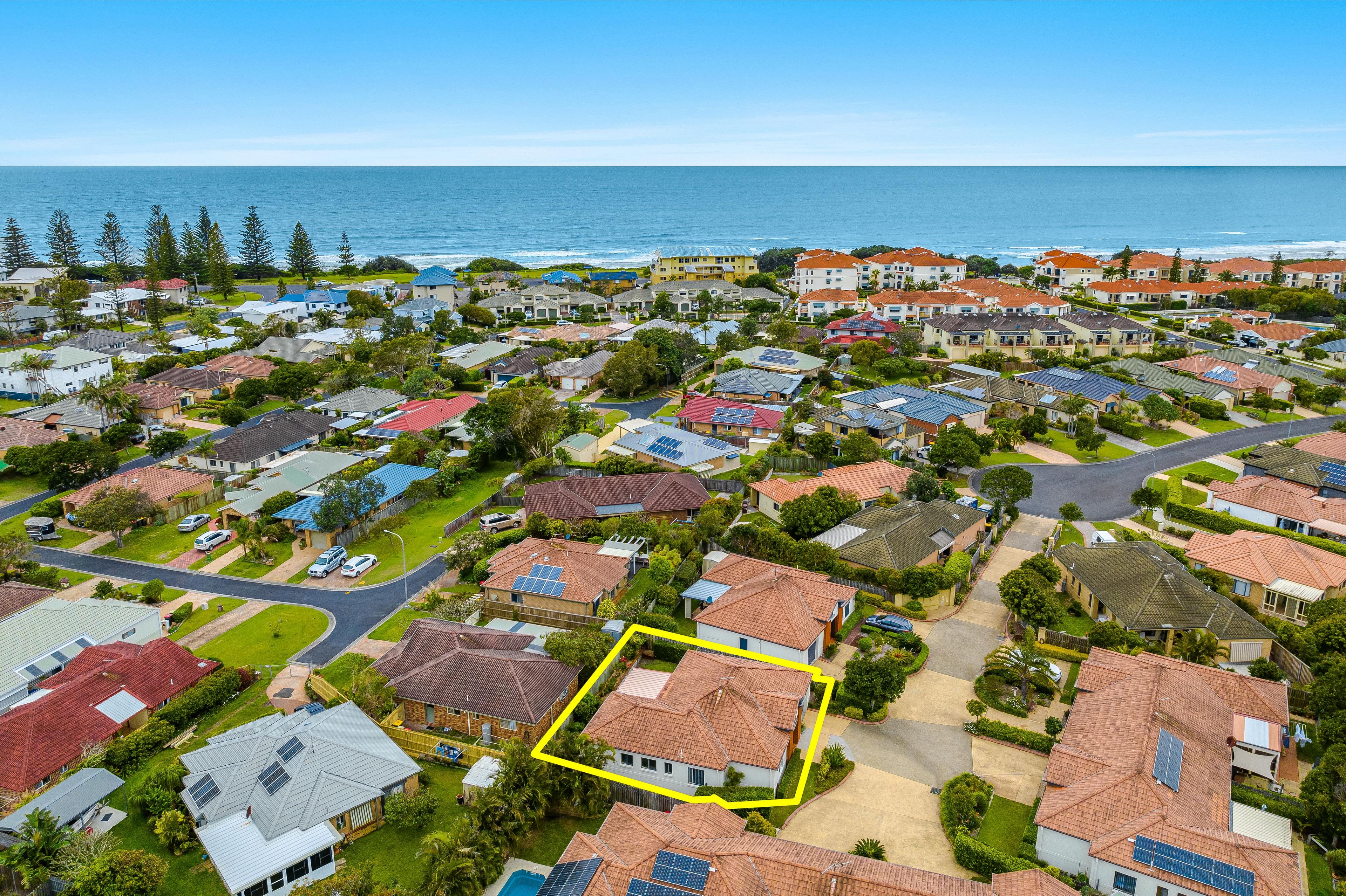 2/31 Oceania Court, Yamba NSW 2464