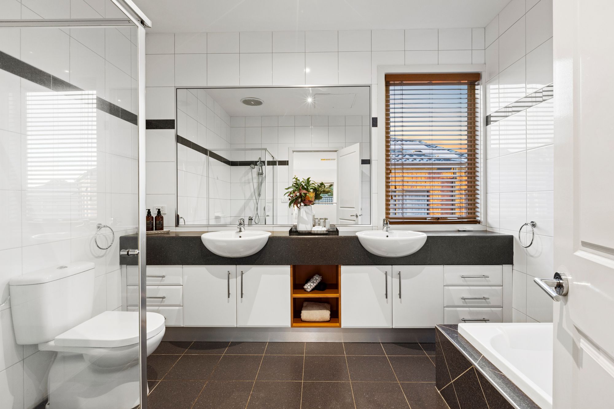 11 Williamson Close — photo 13 of 16