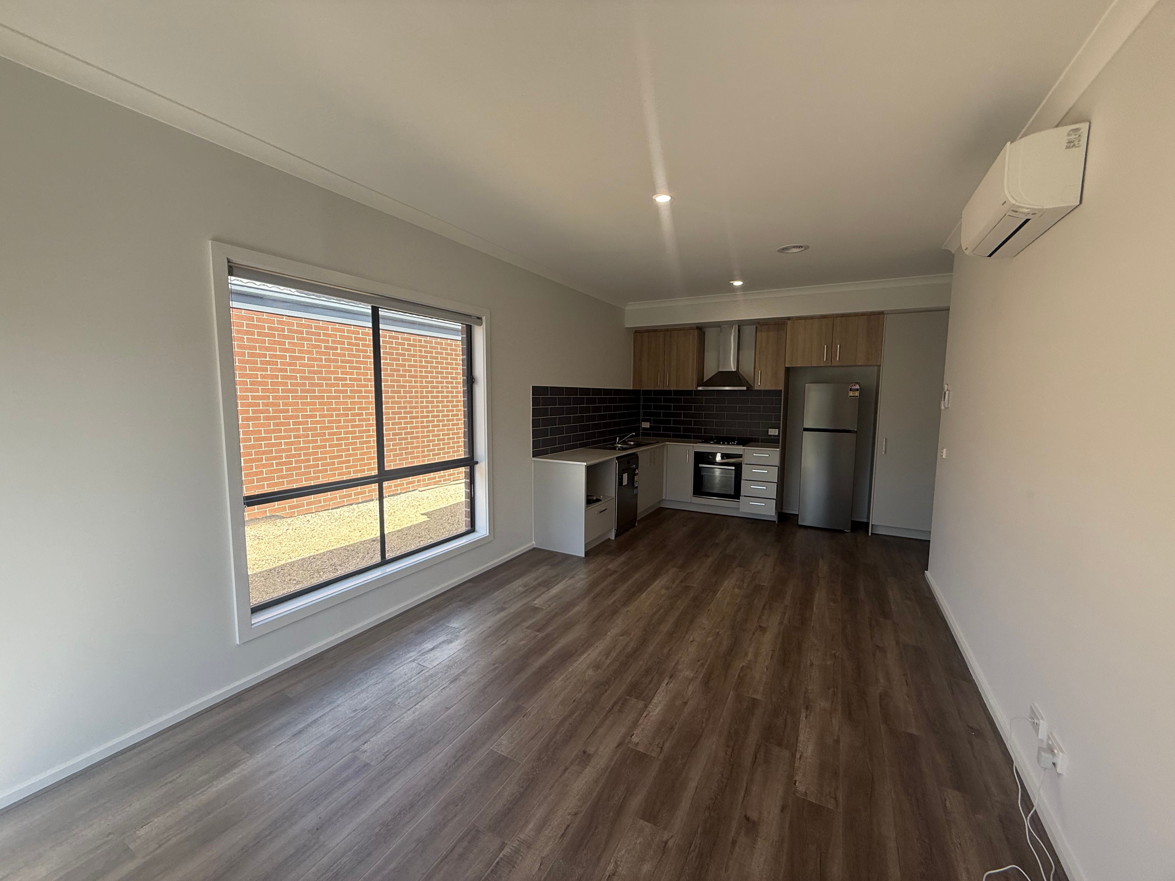 6 Pedirka Road — photo 8 of 16