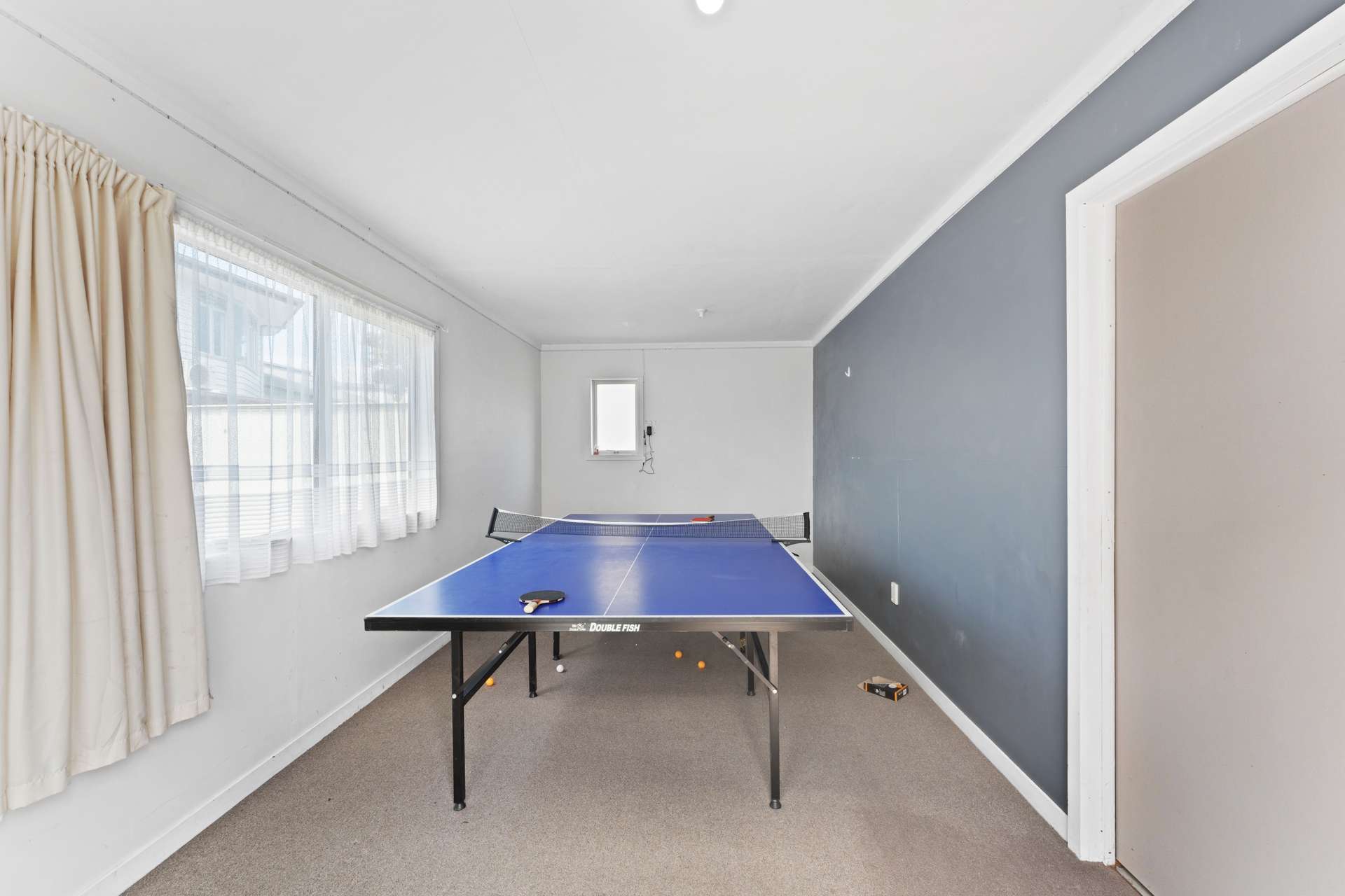 17 Kenderdine Road photo 10