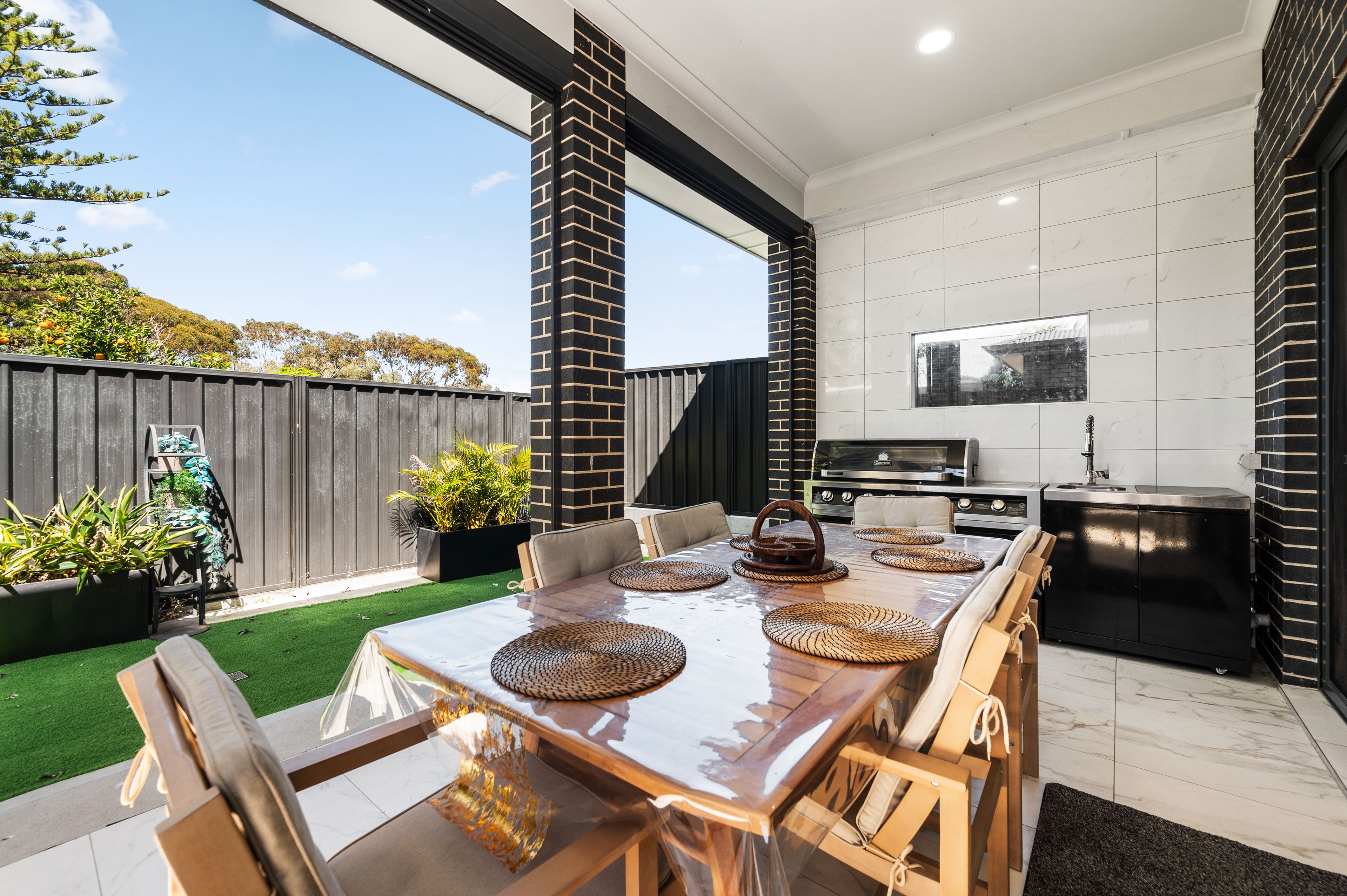 8 Jenny Avenue — photo 20 of 22
