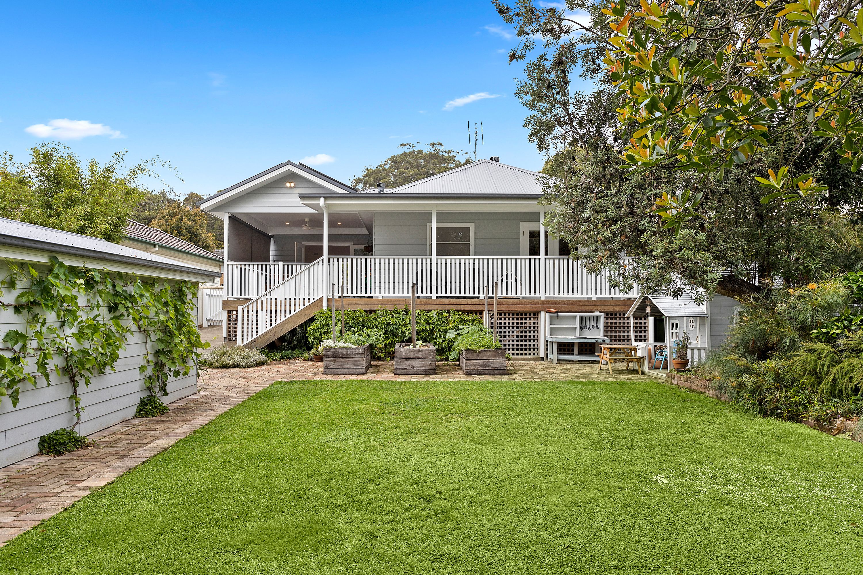 46 William Street — photo 11 of 12