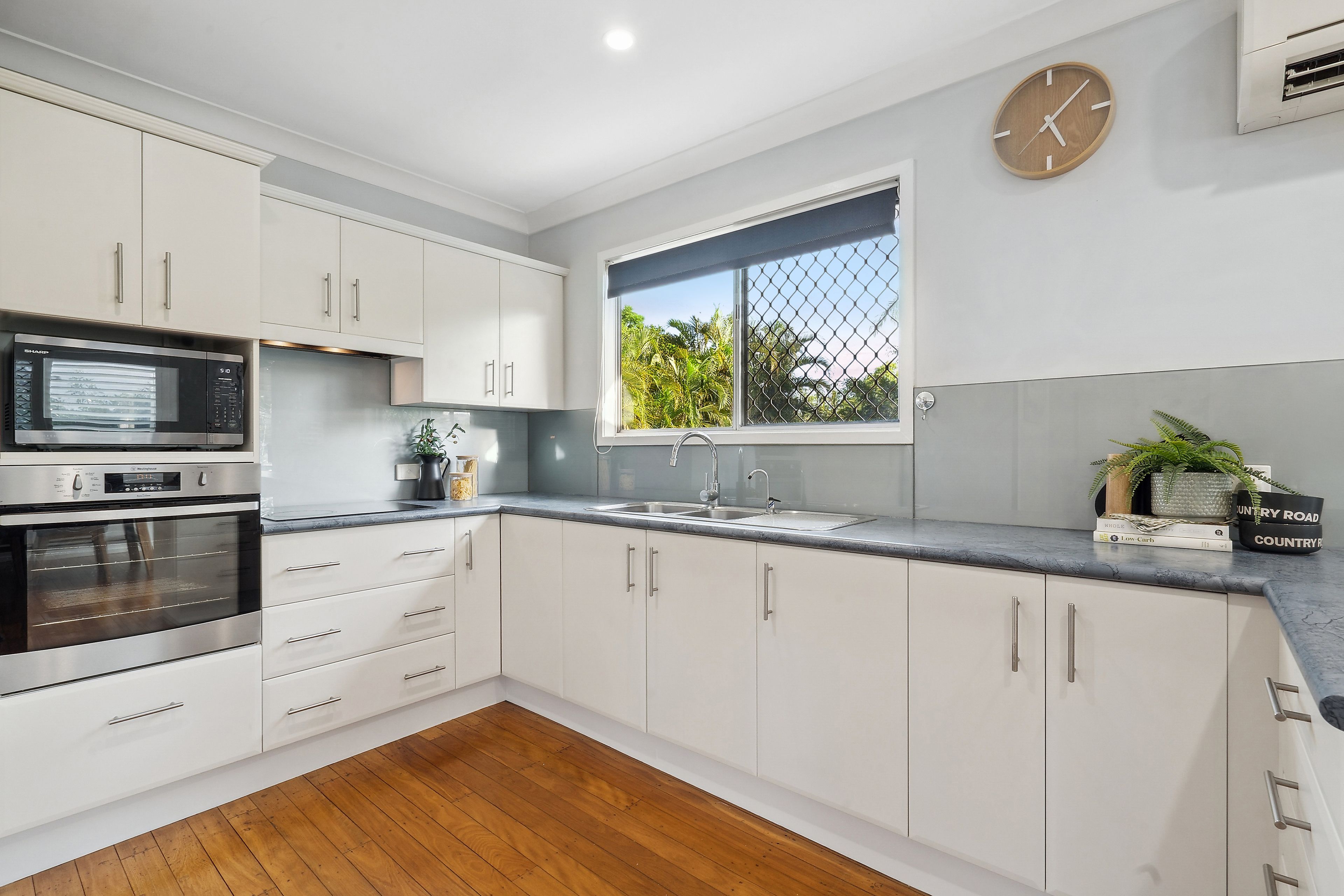 13 Bolong Crescent, Ferny Hills, QLD 4055