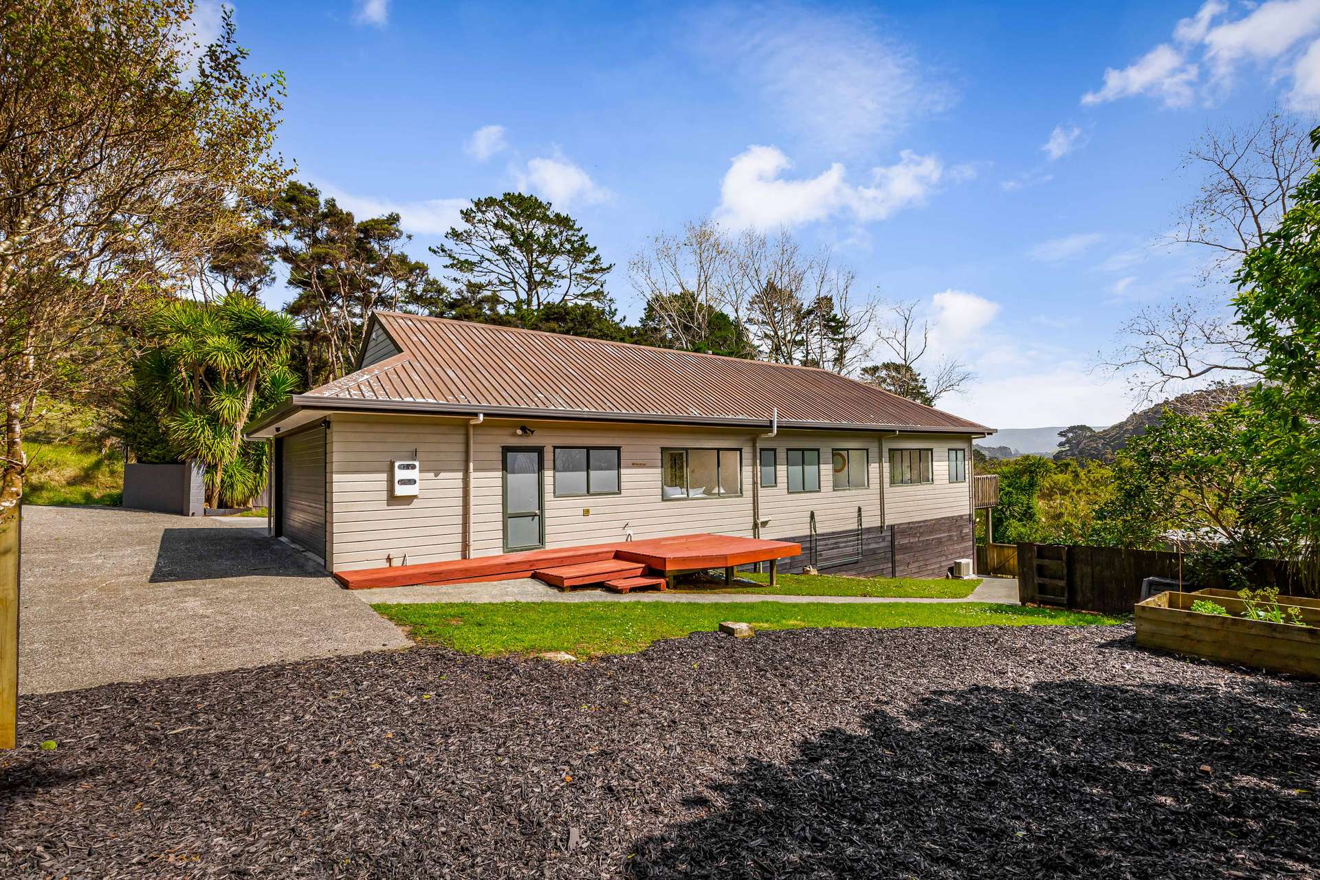 131 Bethells Road photo 32