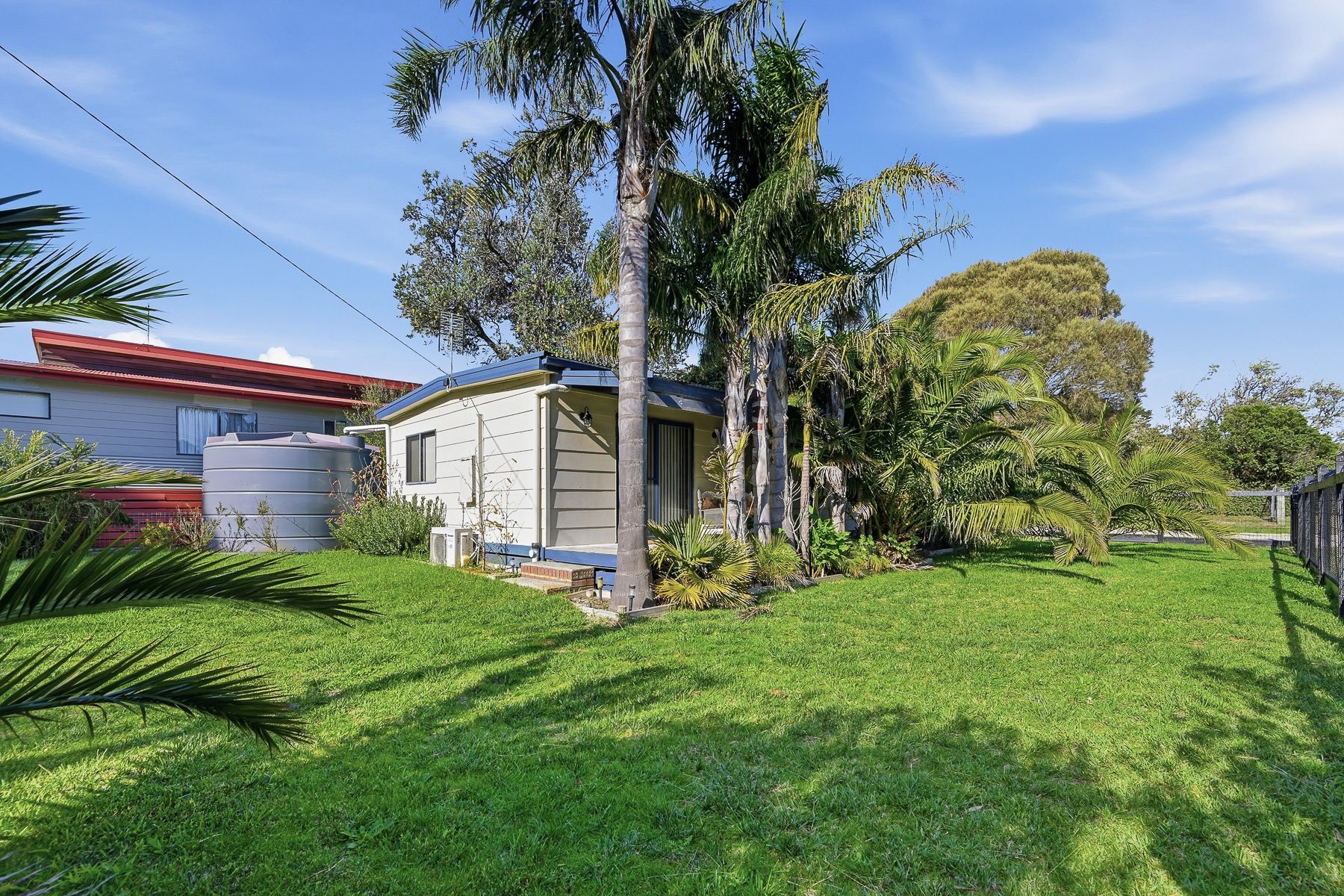 30 Crichton Crescent — photo 10 of 14