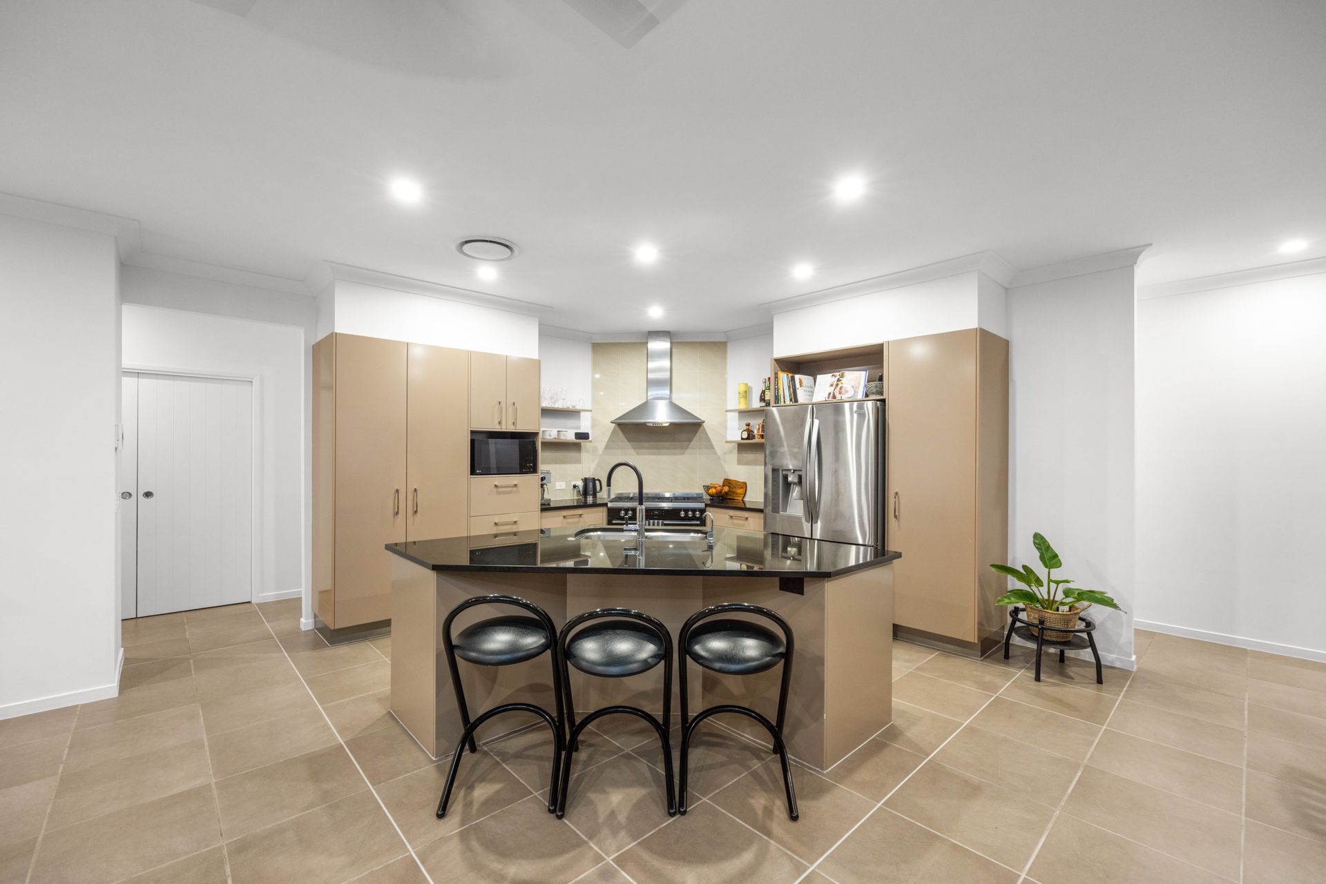14 Strezlecki Close — photo 4 of 19