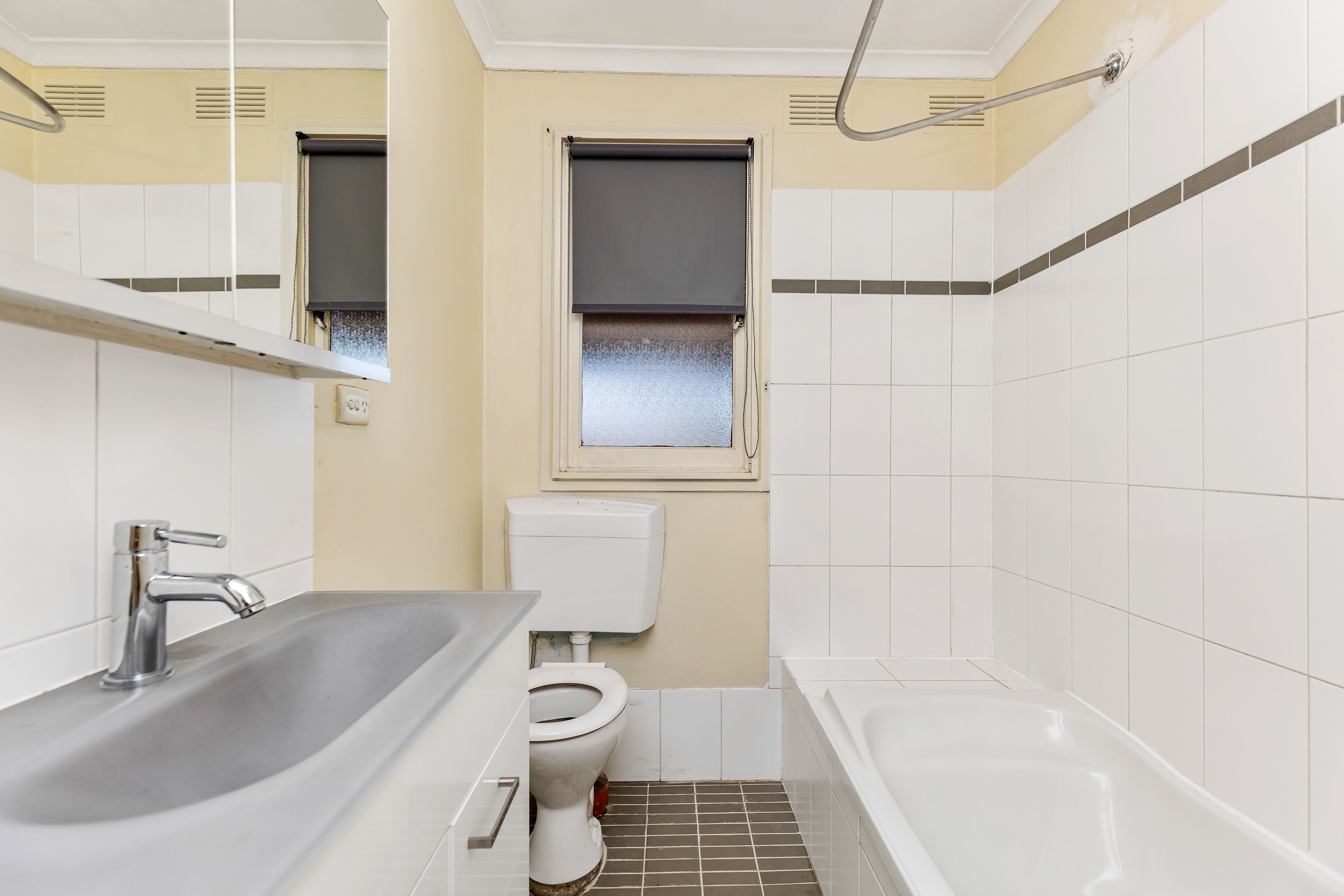 19 Baird Avenue — photo 12 of 16