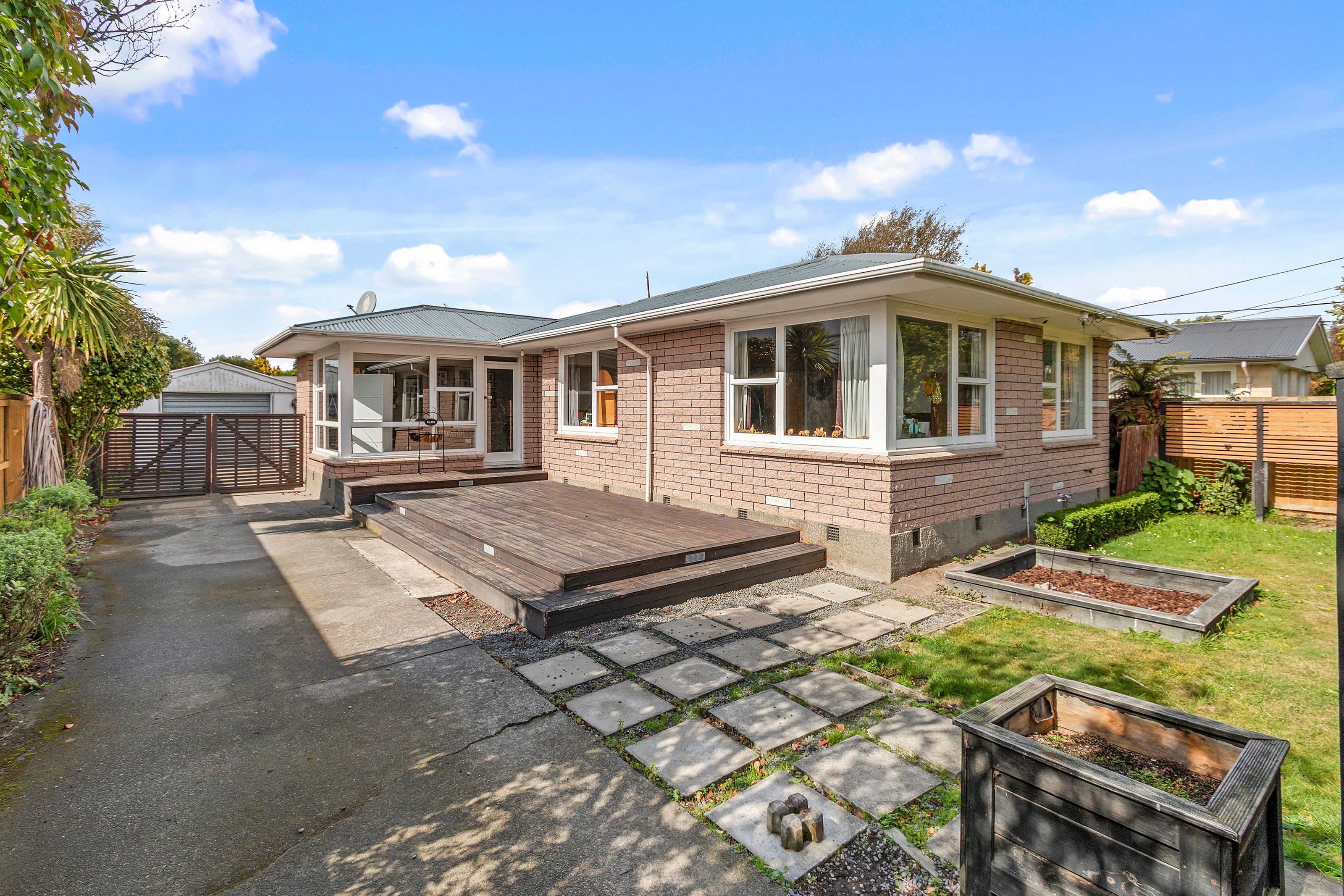106 Avondale Road, Avondale, Christchurch City