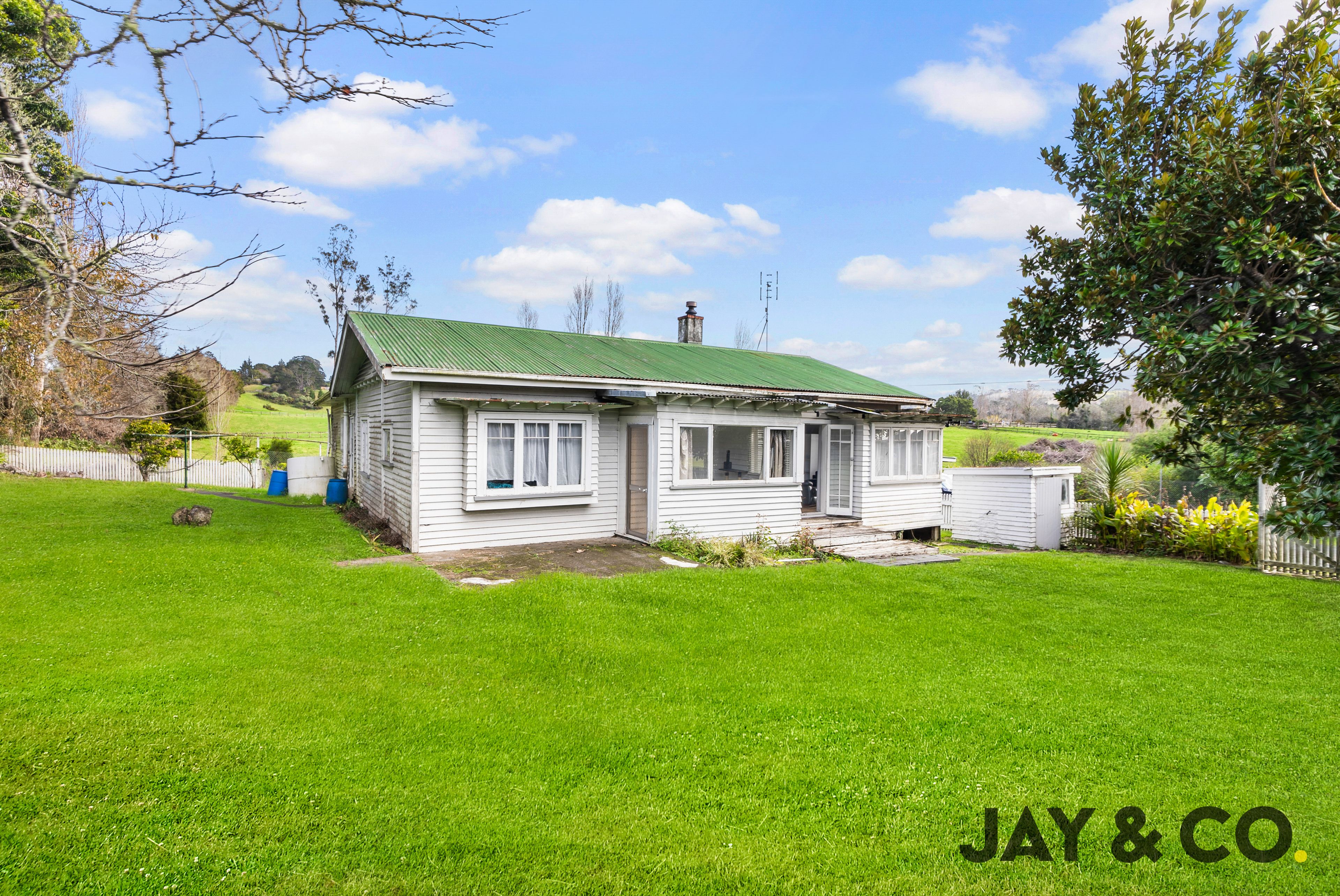 51 Whitford Park Road, Whitford, Manukau City