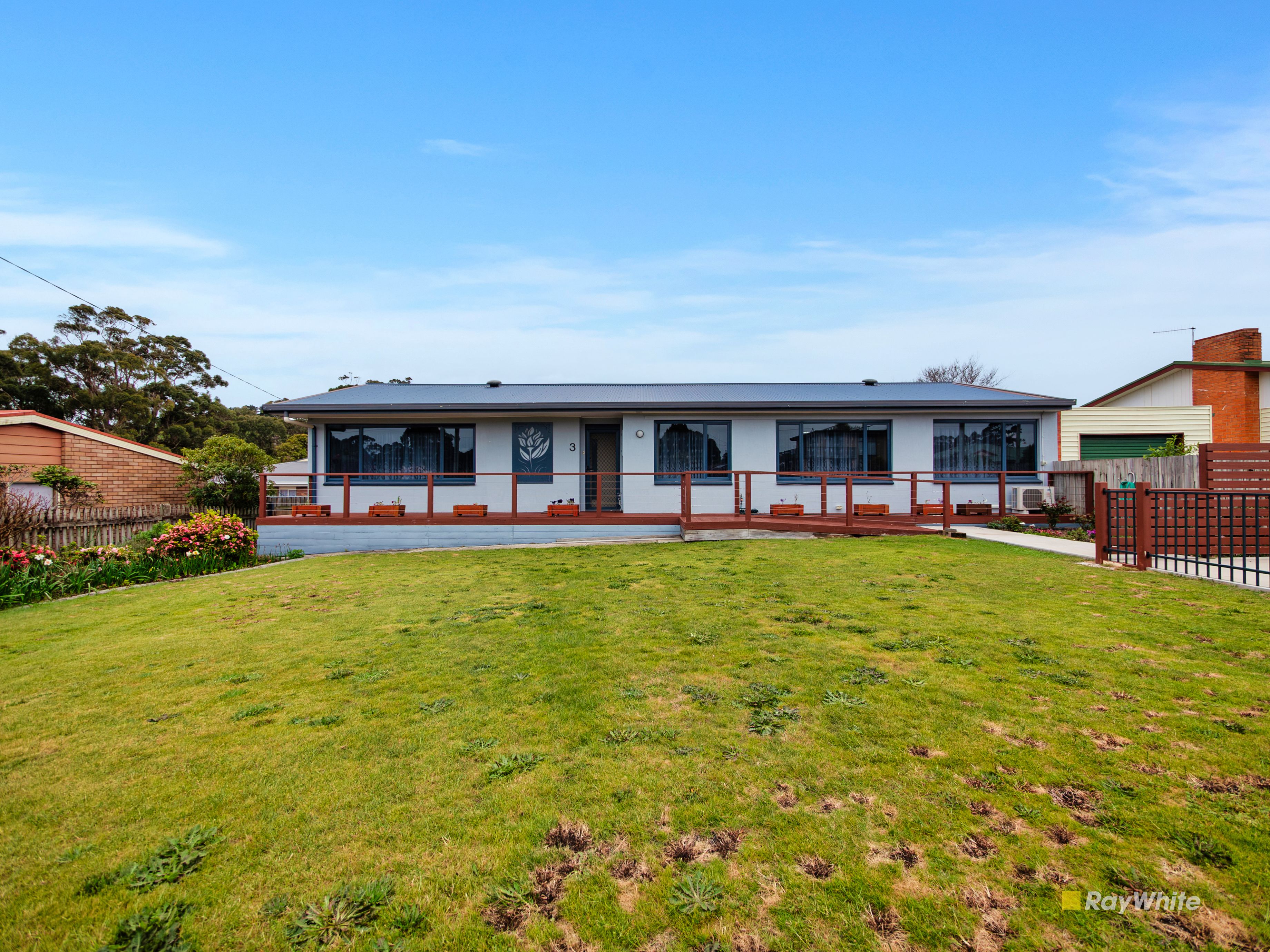 3 Bridge Street — photo from Ray White Wynyard