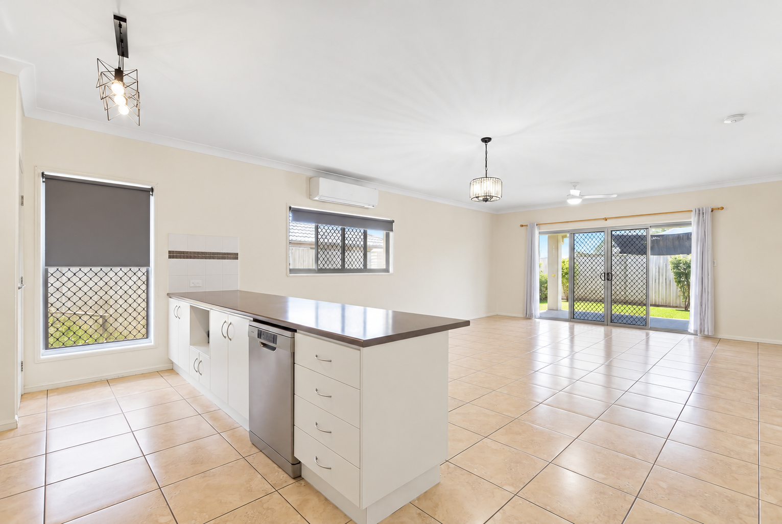 38 Numbat Street — photo 3 of 13