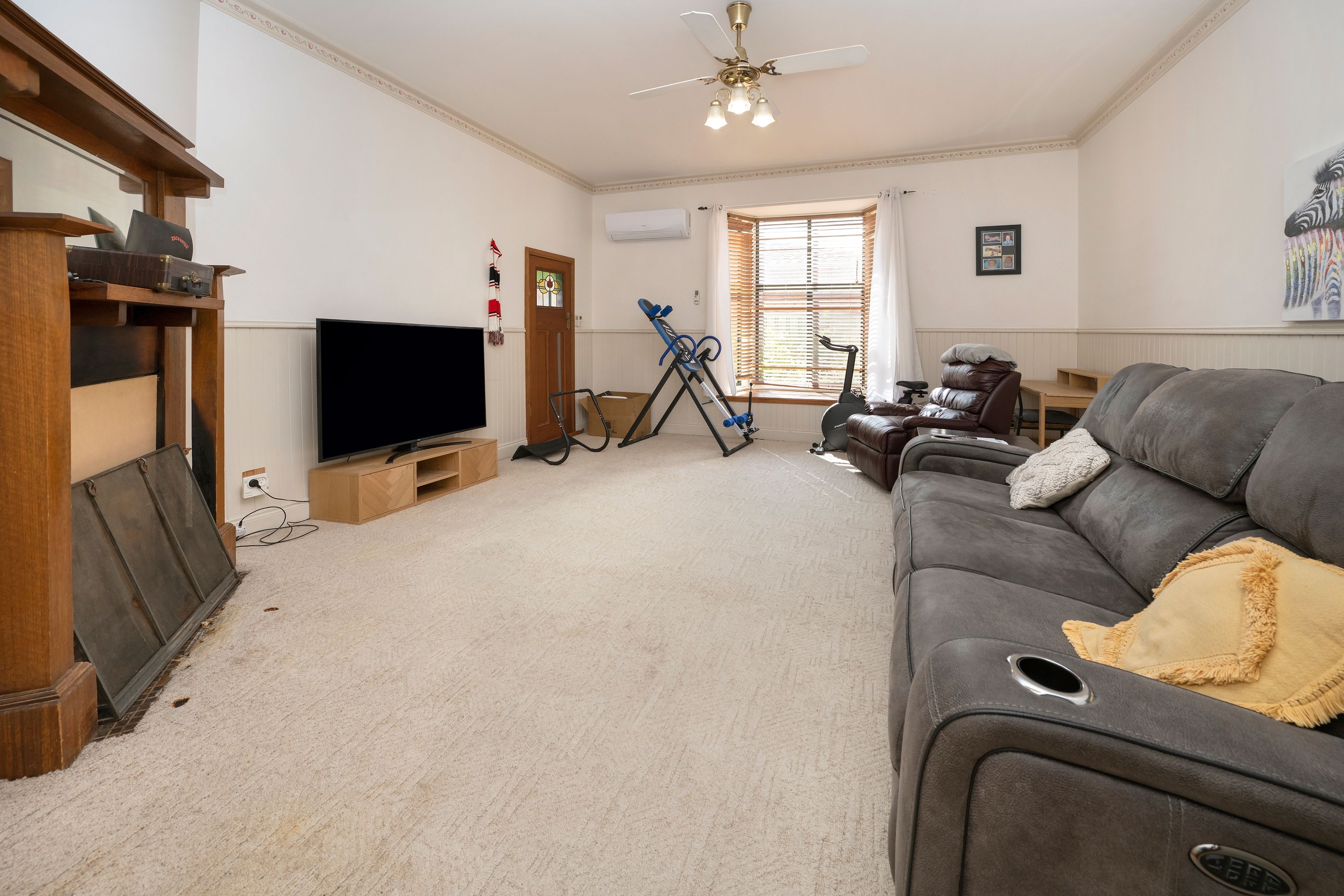 45 Marraboor Street — photo 5 of 23