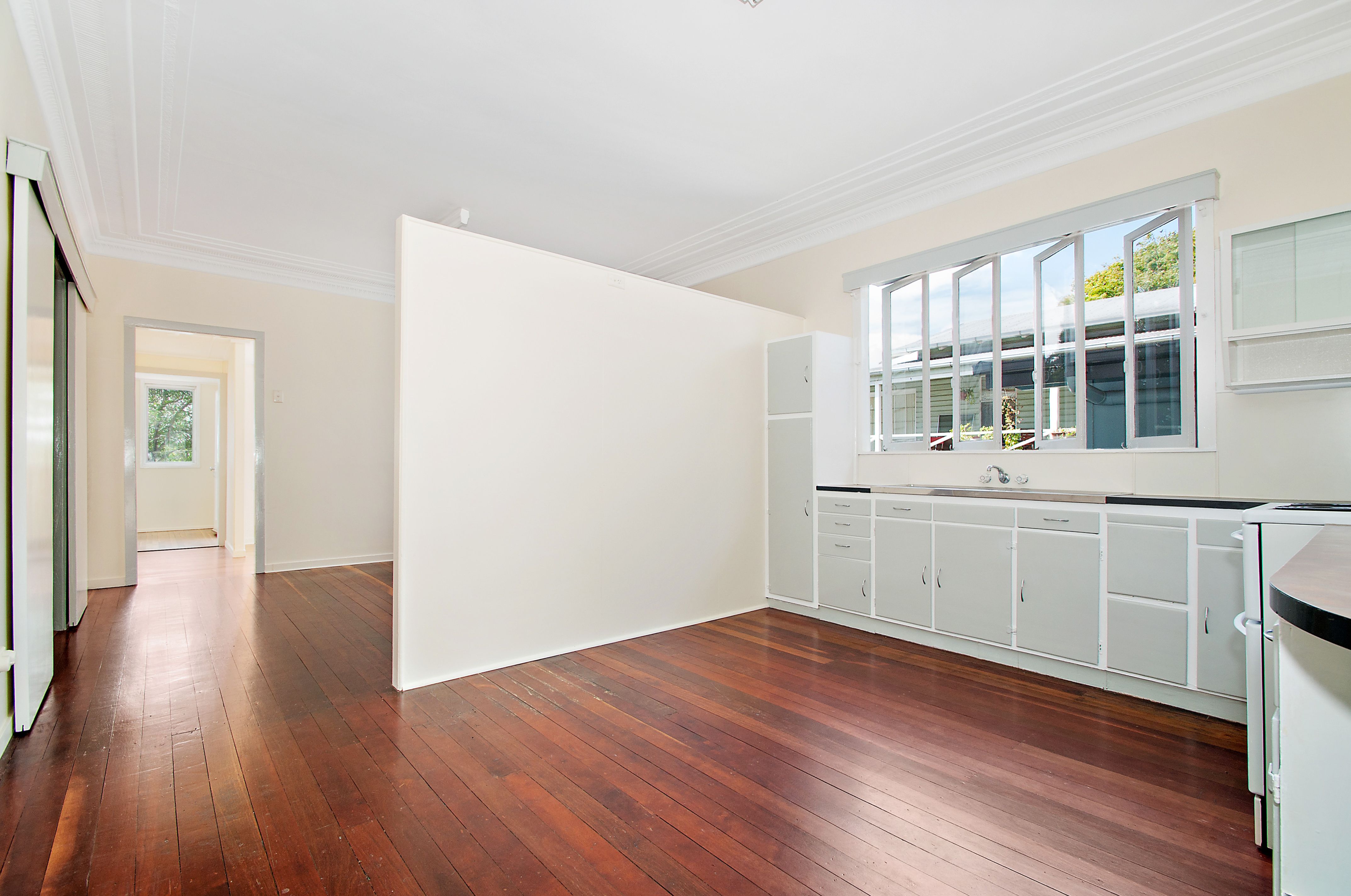 68 Railway Parade, Norman Park, QLD 4170