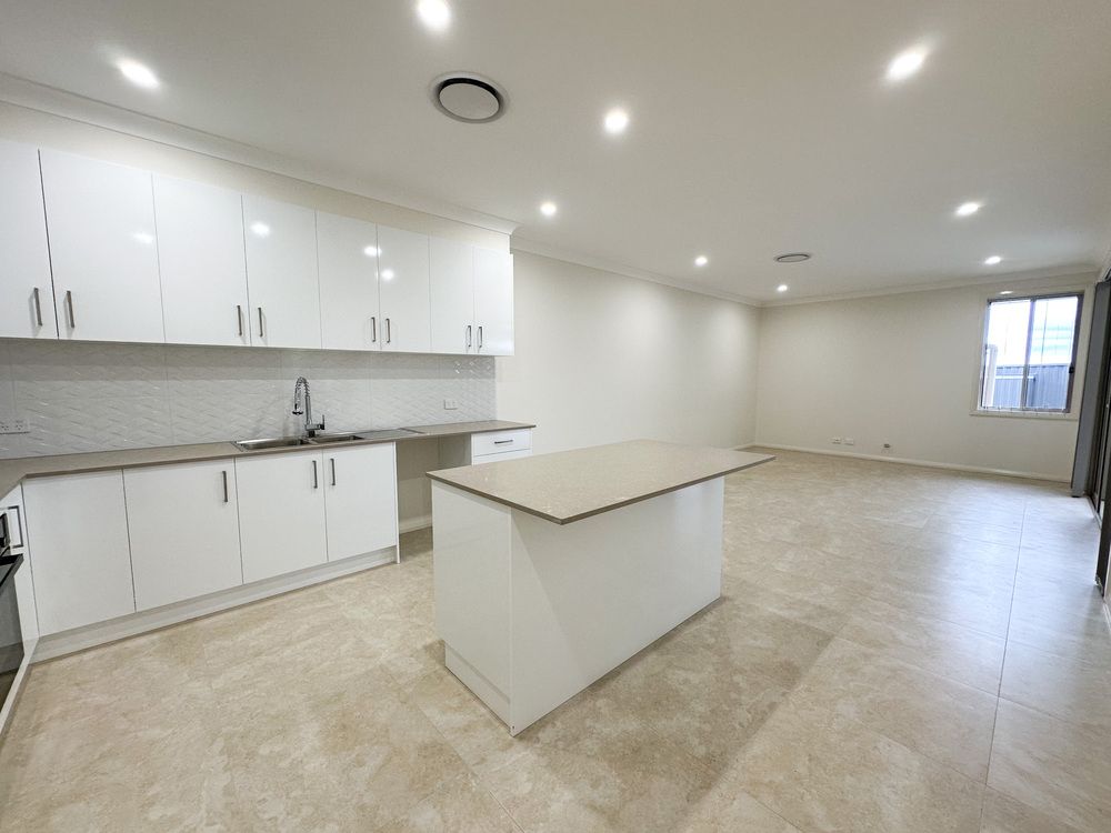 13 Red Gum Road, Tahmoor, NSW 2573