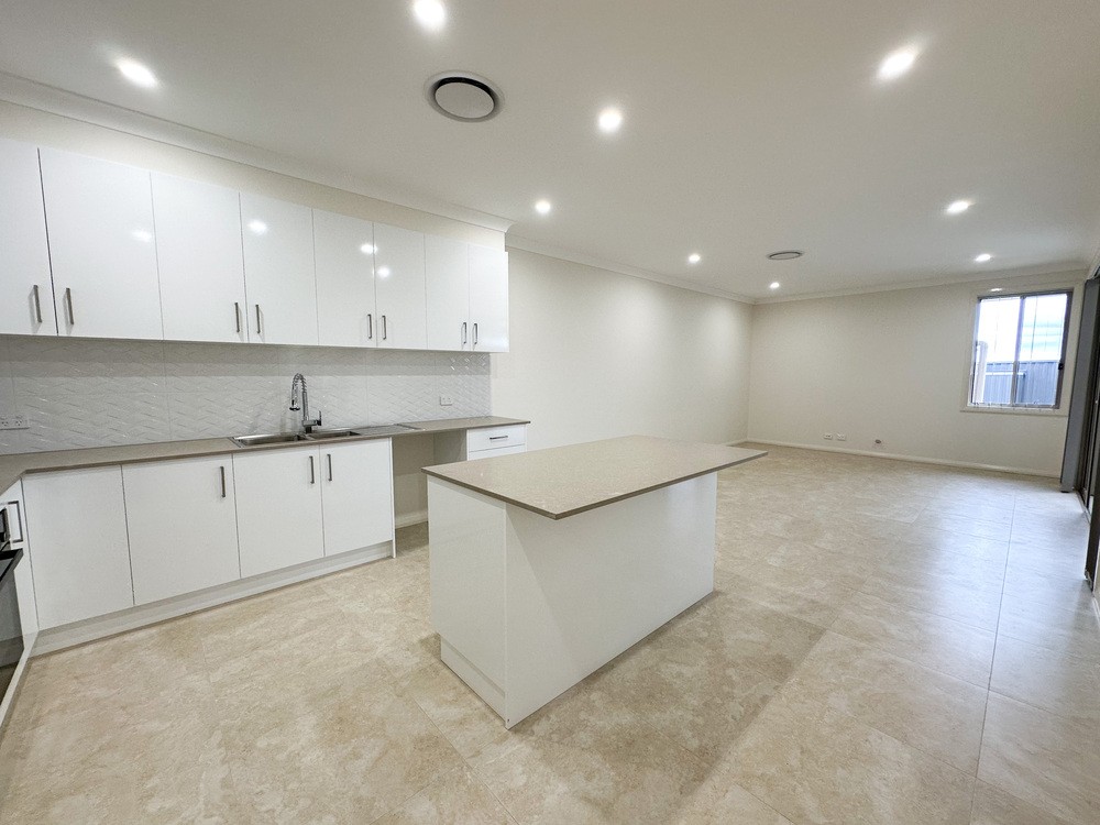 13 Red Gum Road, Tahmoor, NSW 2573