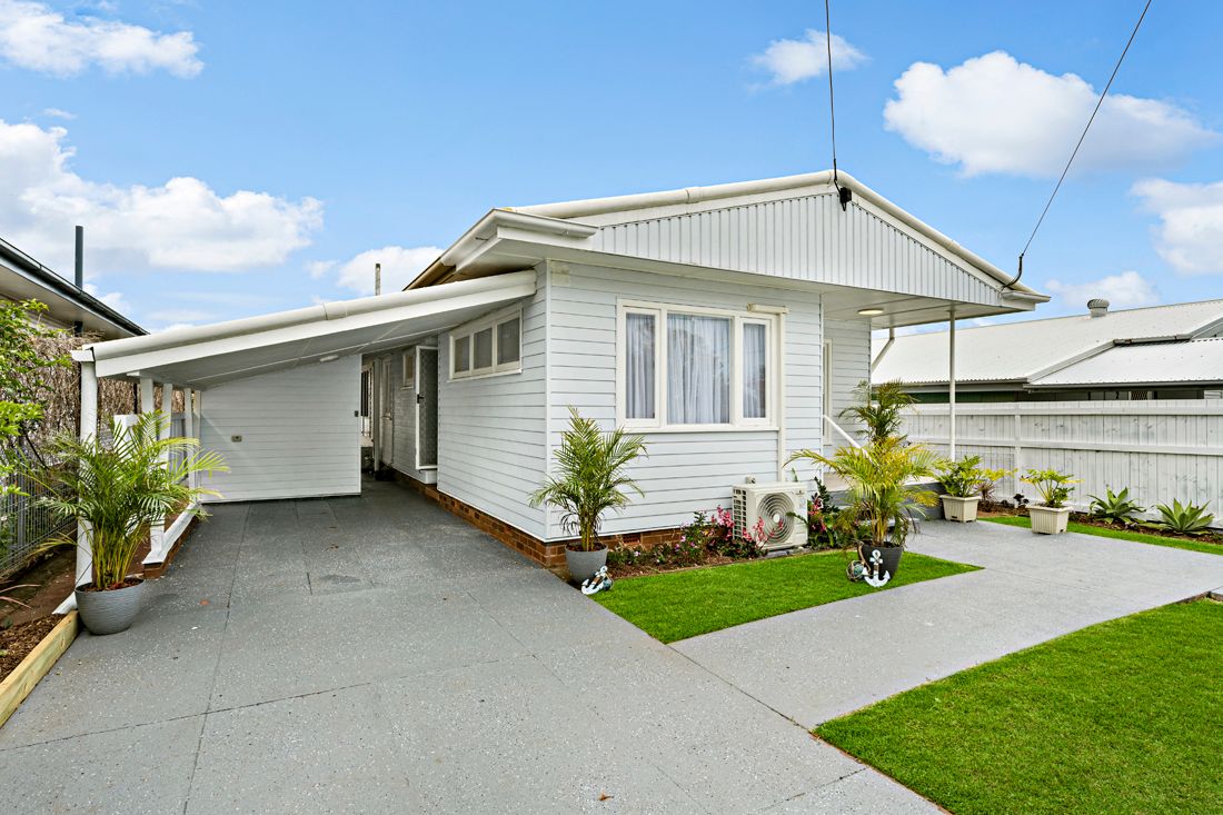 4 Higlett Street, Scarborough, QLD 4020