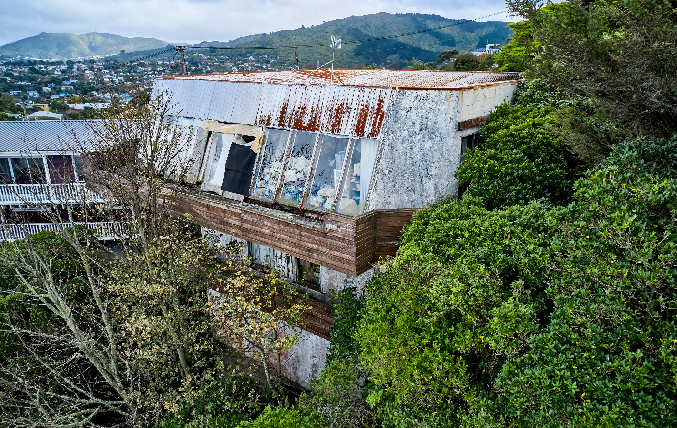 4 Puketiro Avenue, Northland, Wellington City