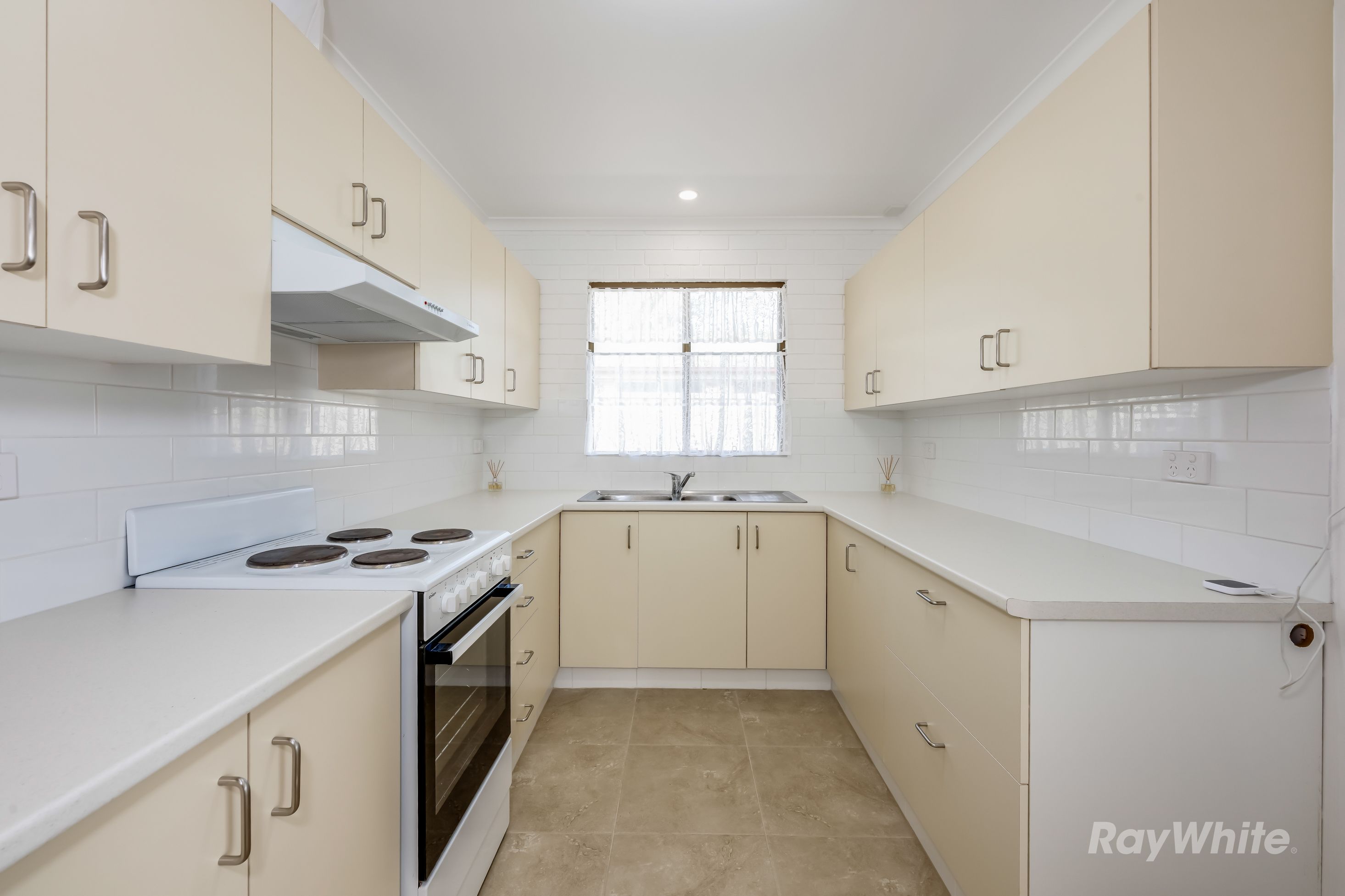 20 Emerson Court — photo 8 of 26